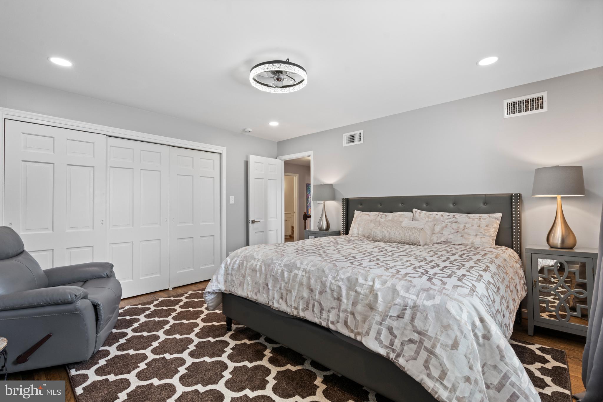 WESTFORD - Residential