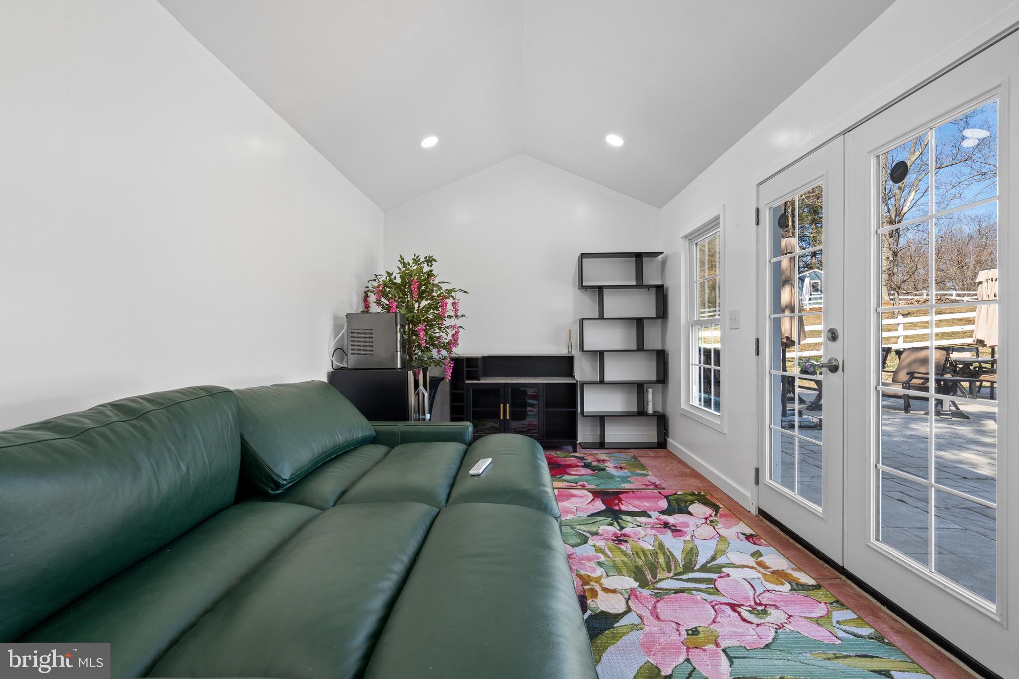 WESTFORD - Residential