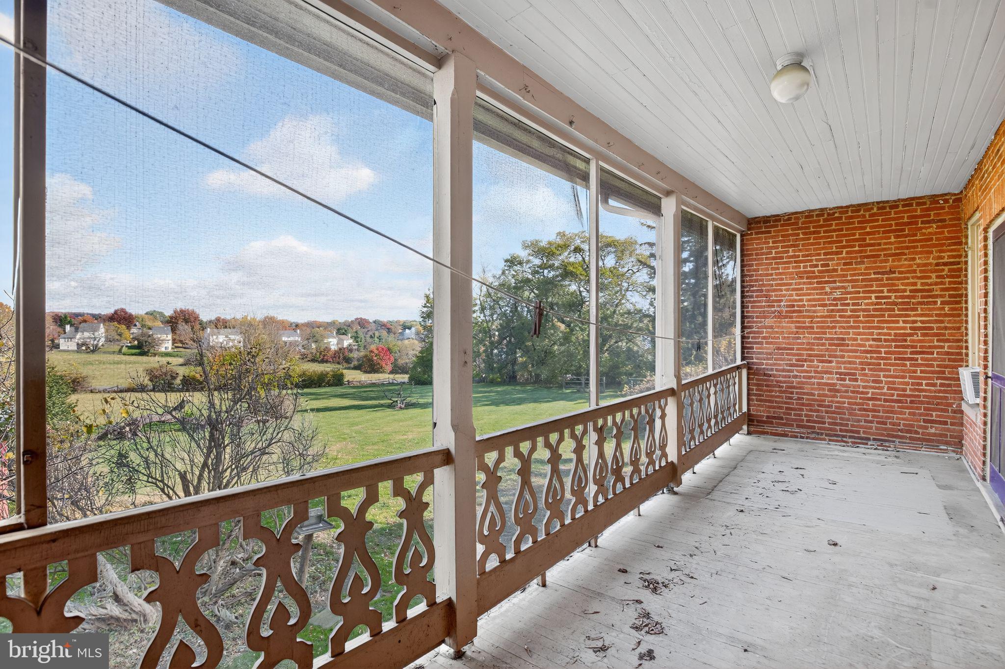 AVONDALE - Residential