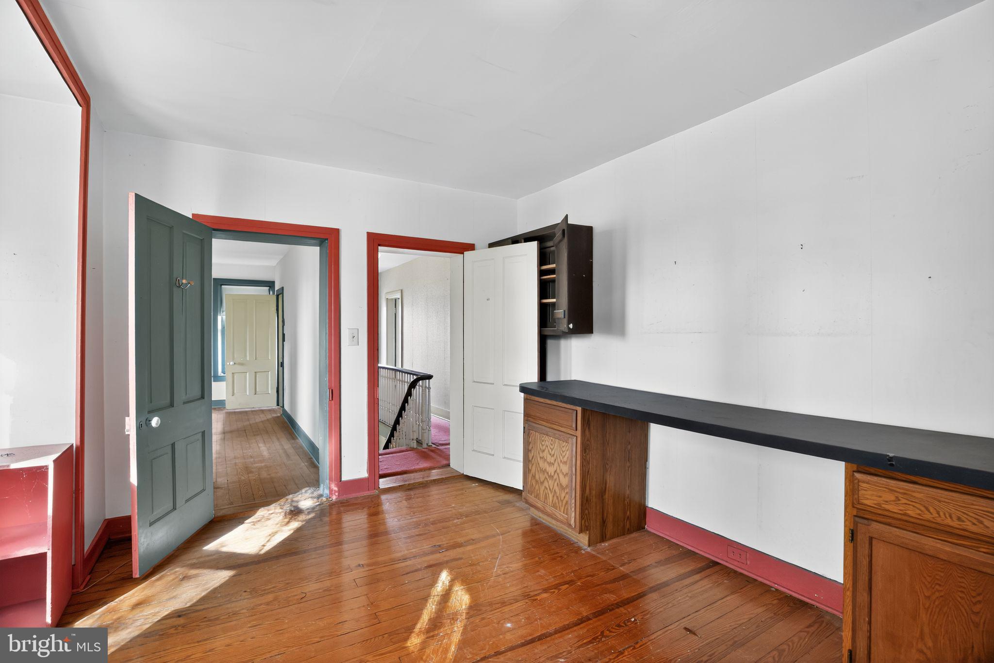 AVONDALE - Residential