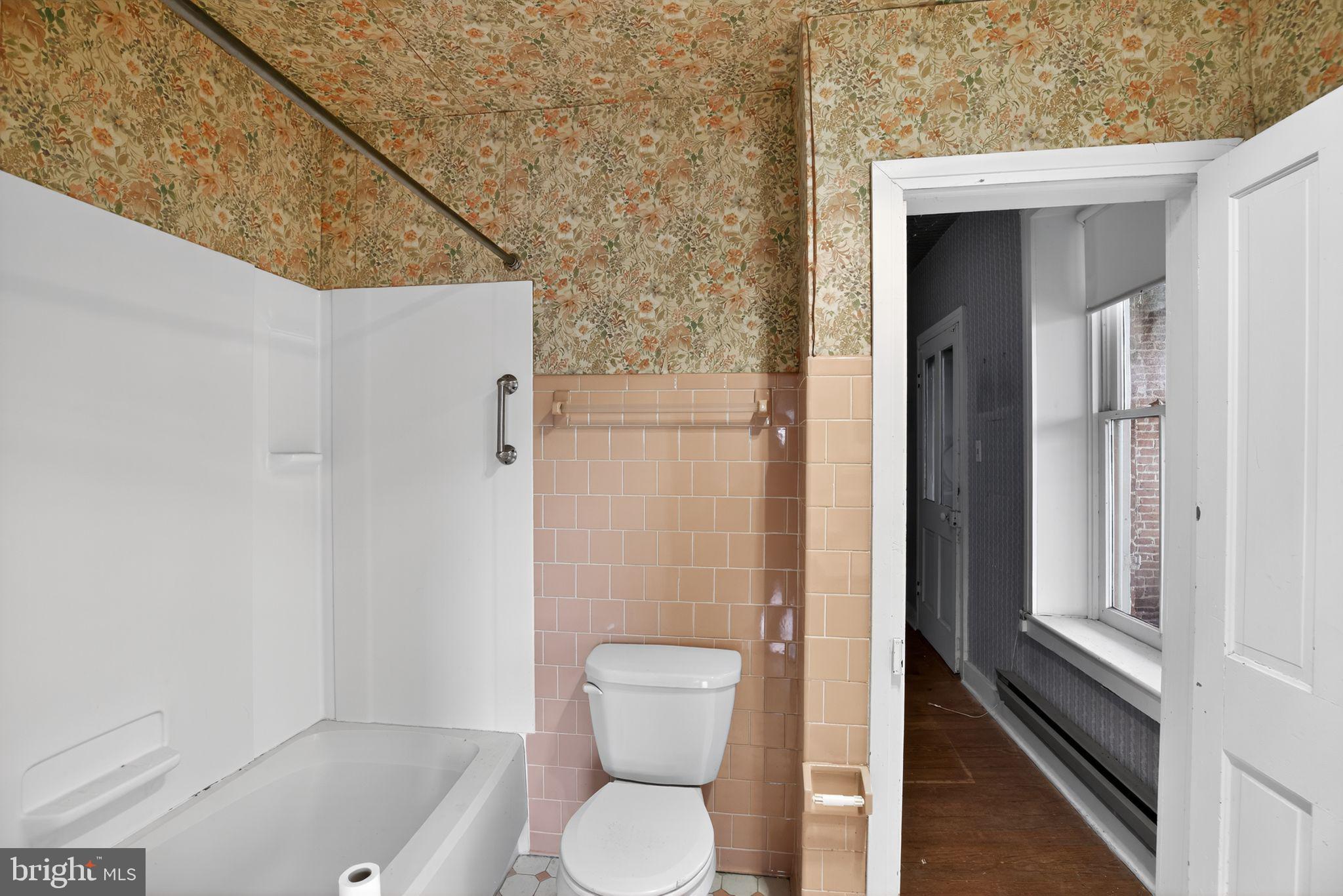 AVONDALE - Residential