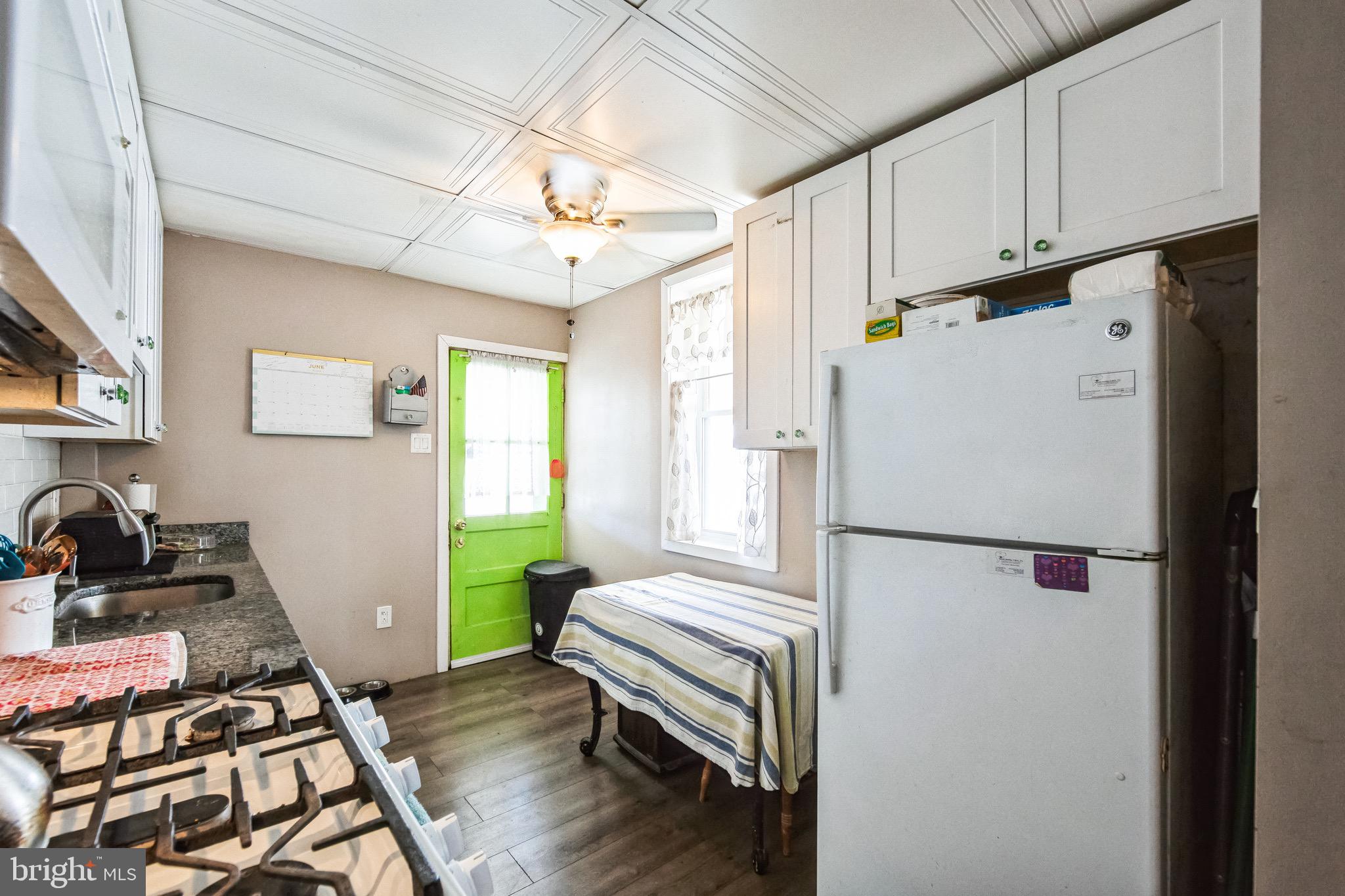 BRIDESBURG - Residential