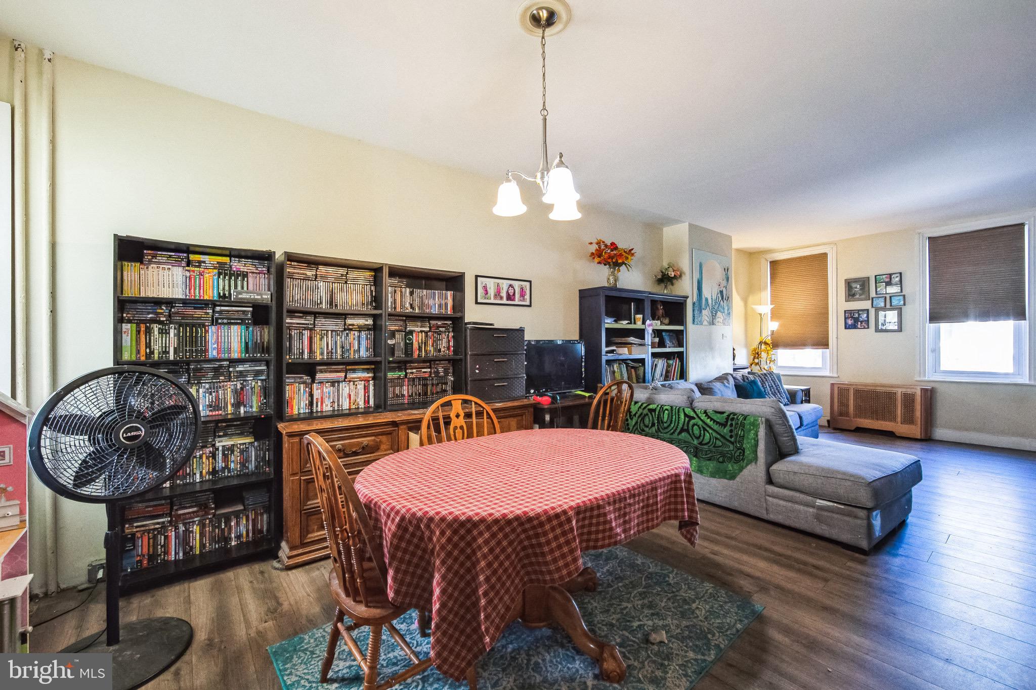 BRIDESBURG - Residential