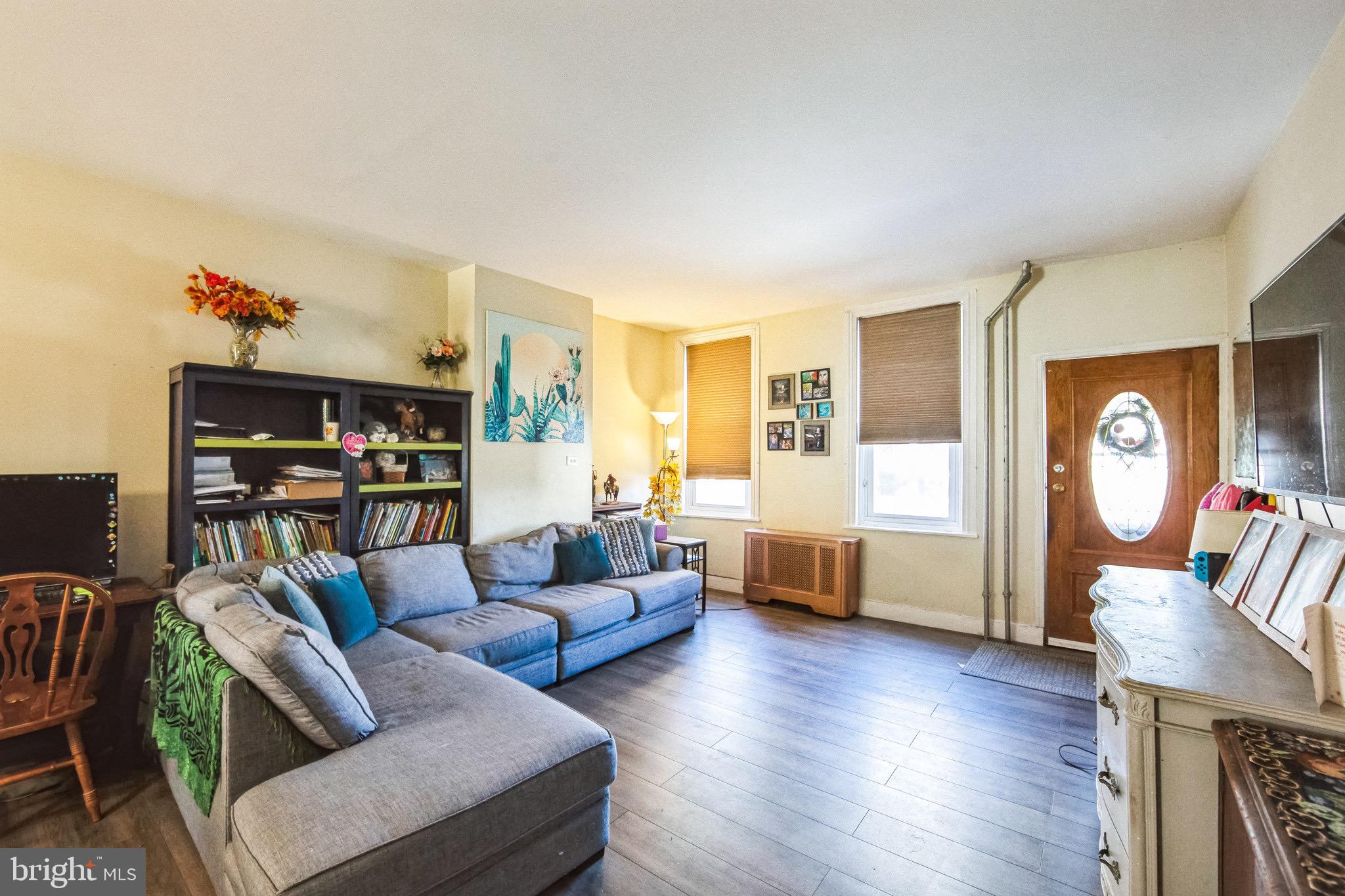 BRIDESBURG - Residential