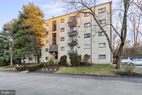 Photo of 400 Glendale Road #K52, HAVERTOWN, PA 19083 (MLS # PADE2103226)