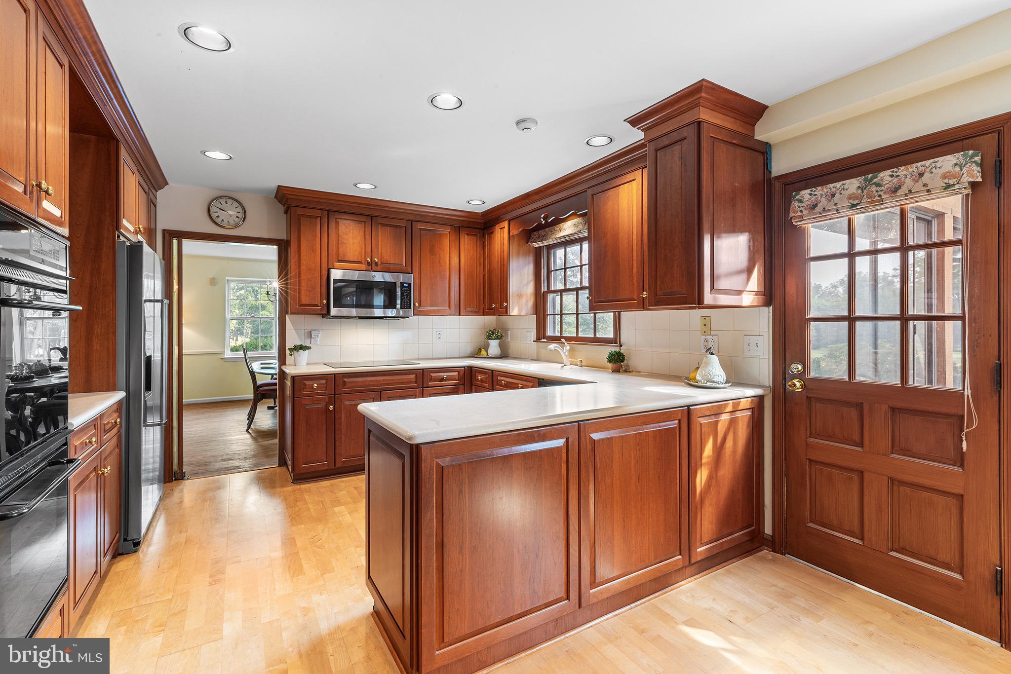 GLENHARDIE - Residential