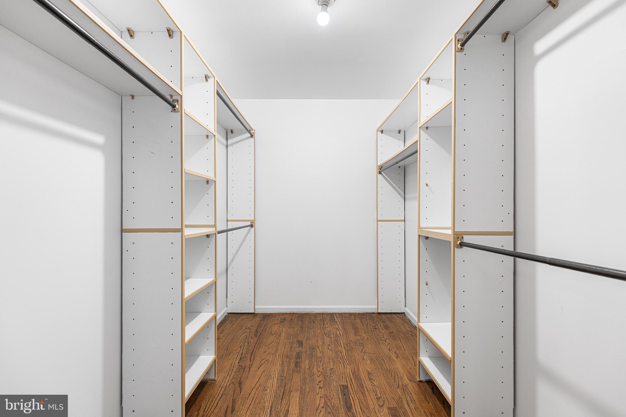 GLENHARDIE - Residential
