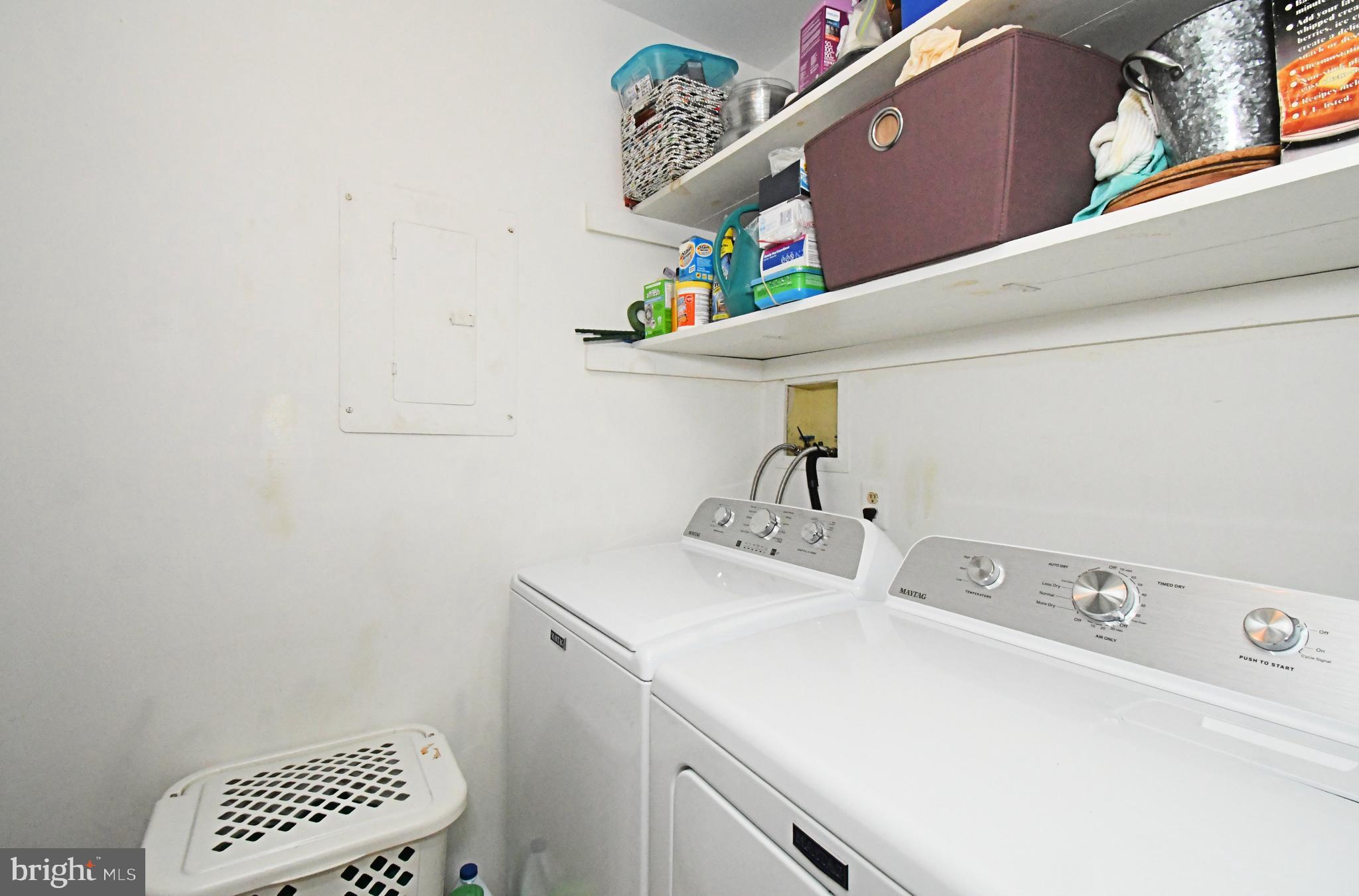 WOOD HOLLOW - Residential