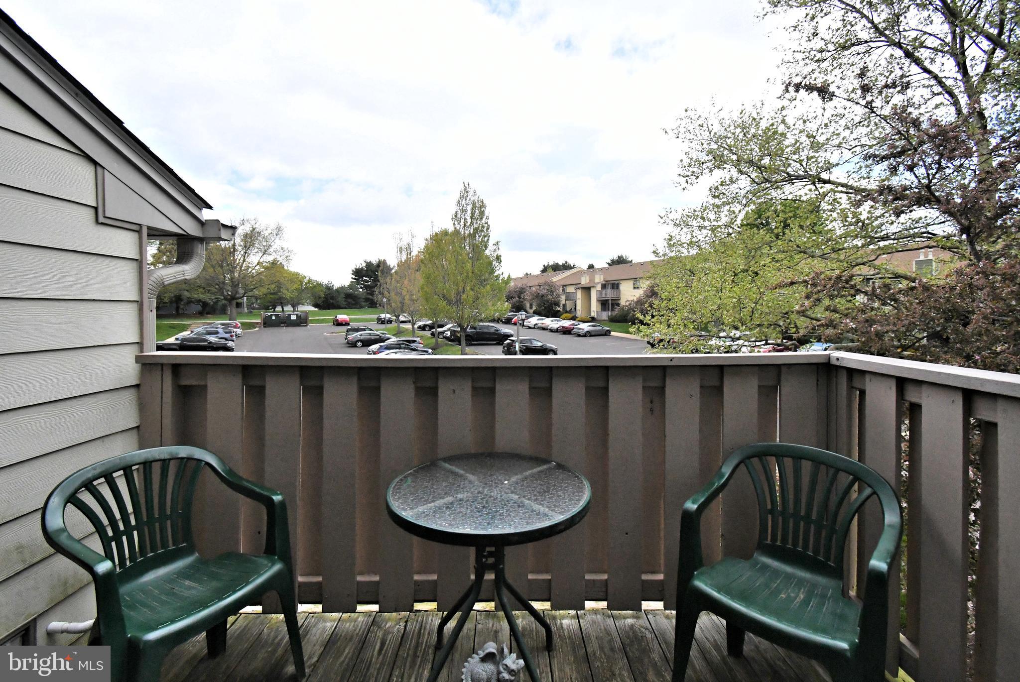 WOOD HOLLOW - Residential