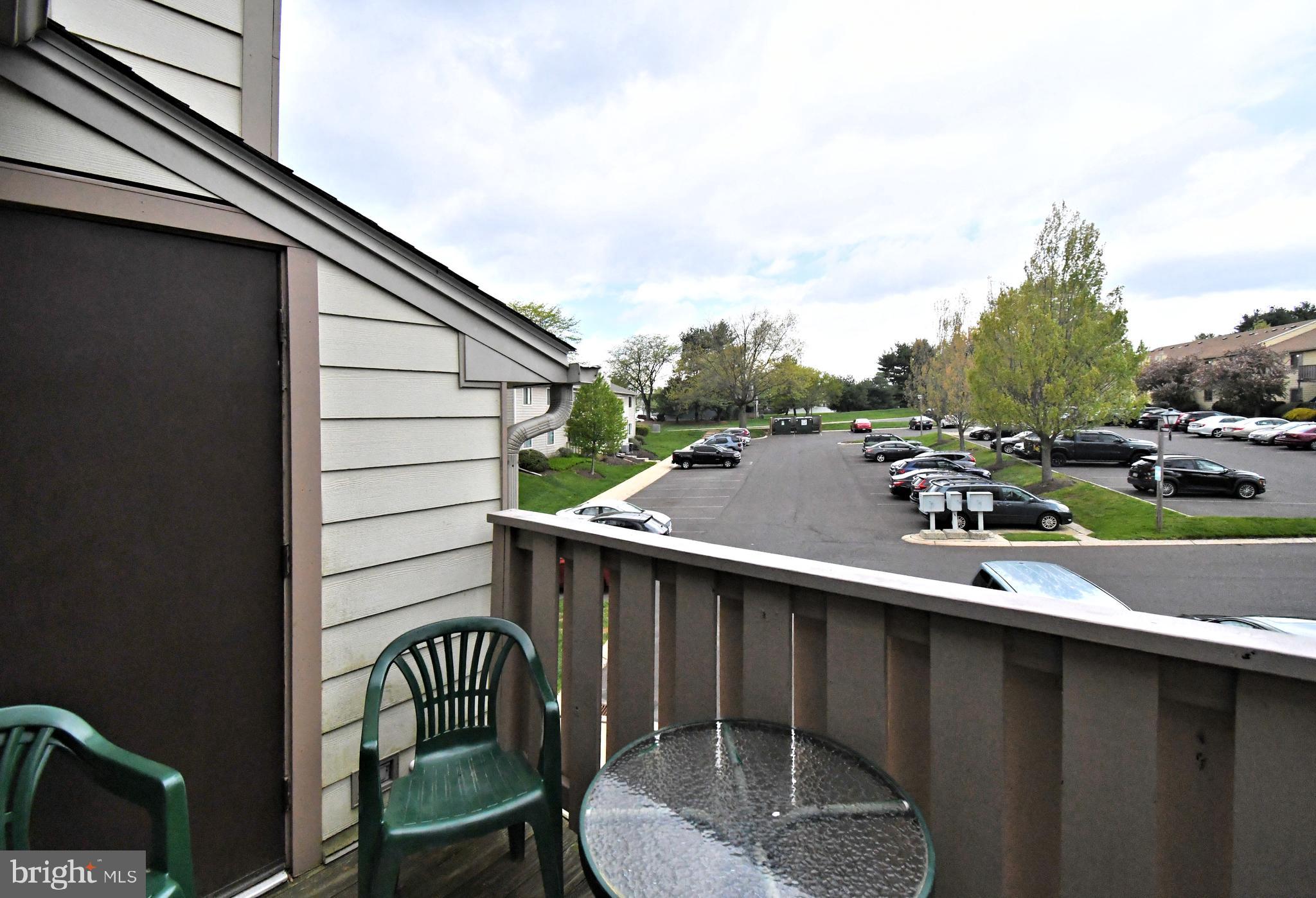 WOOD HOLLOW - Residential