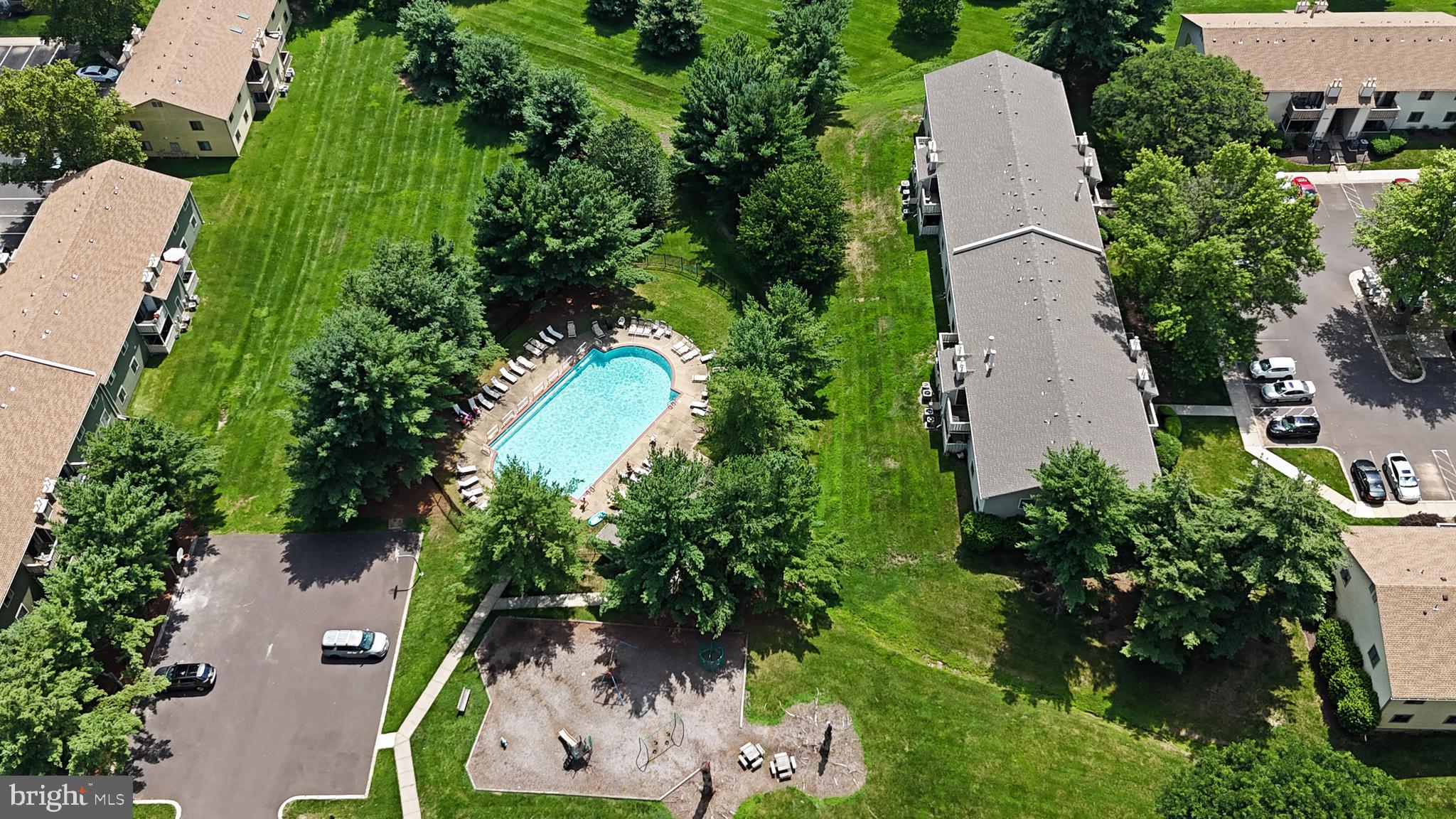 WOOD HOLLOW - Residential