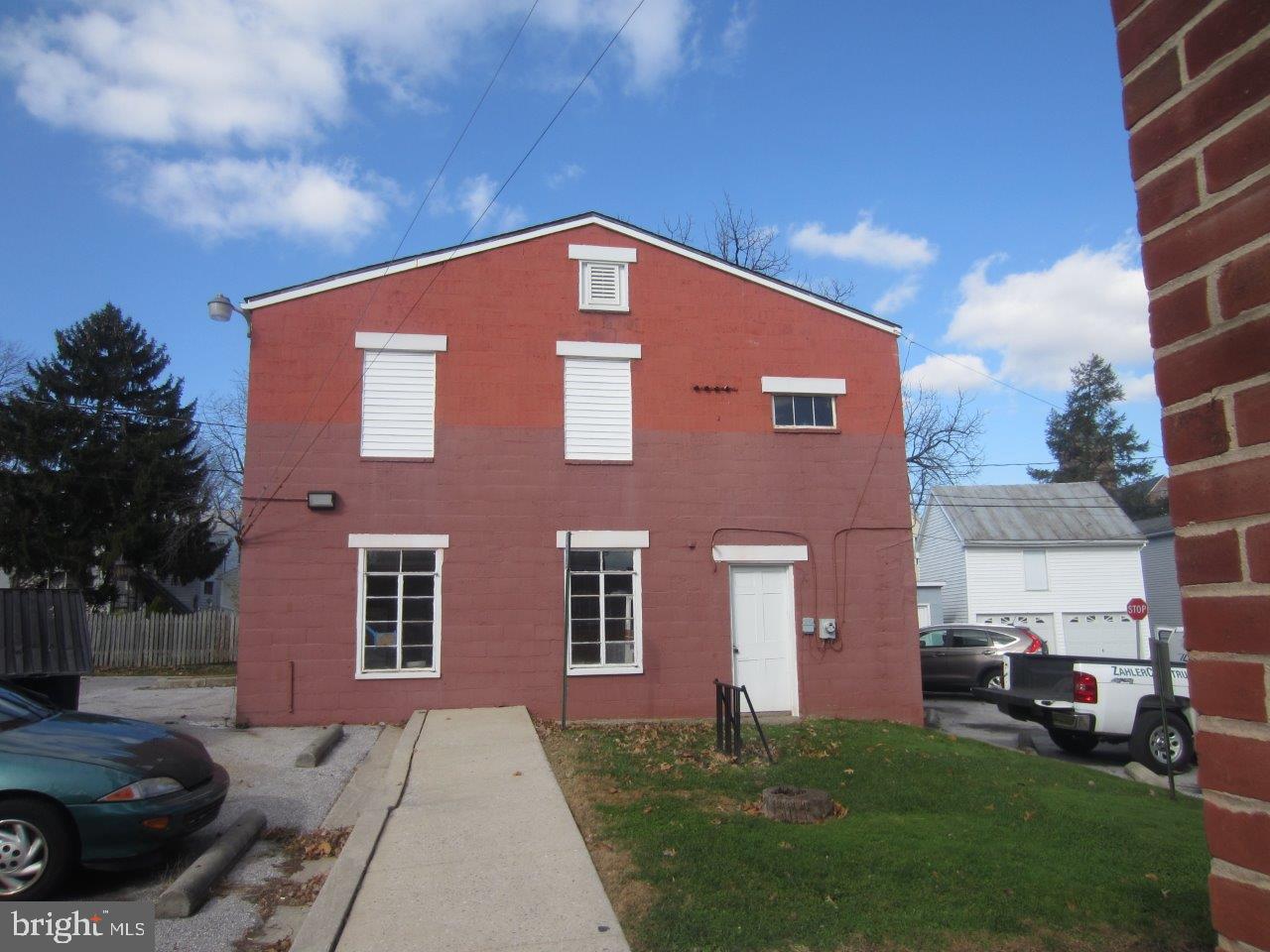 28 LIBERTY STREET G4