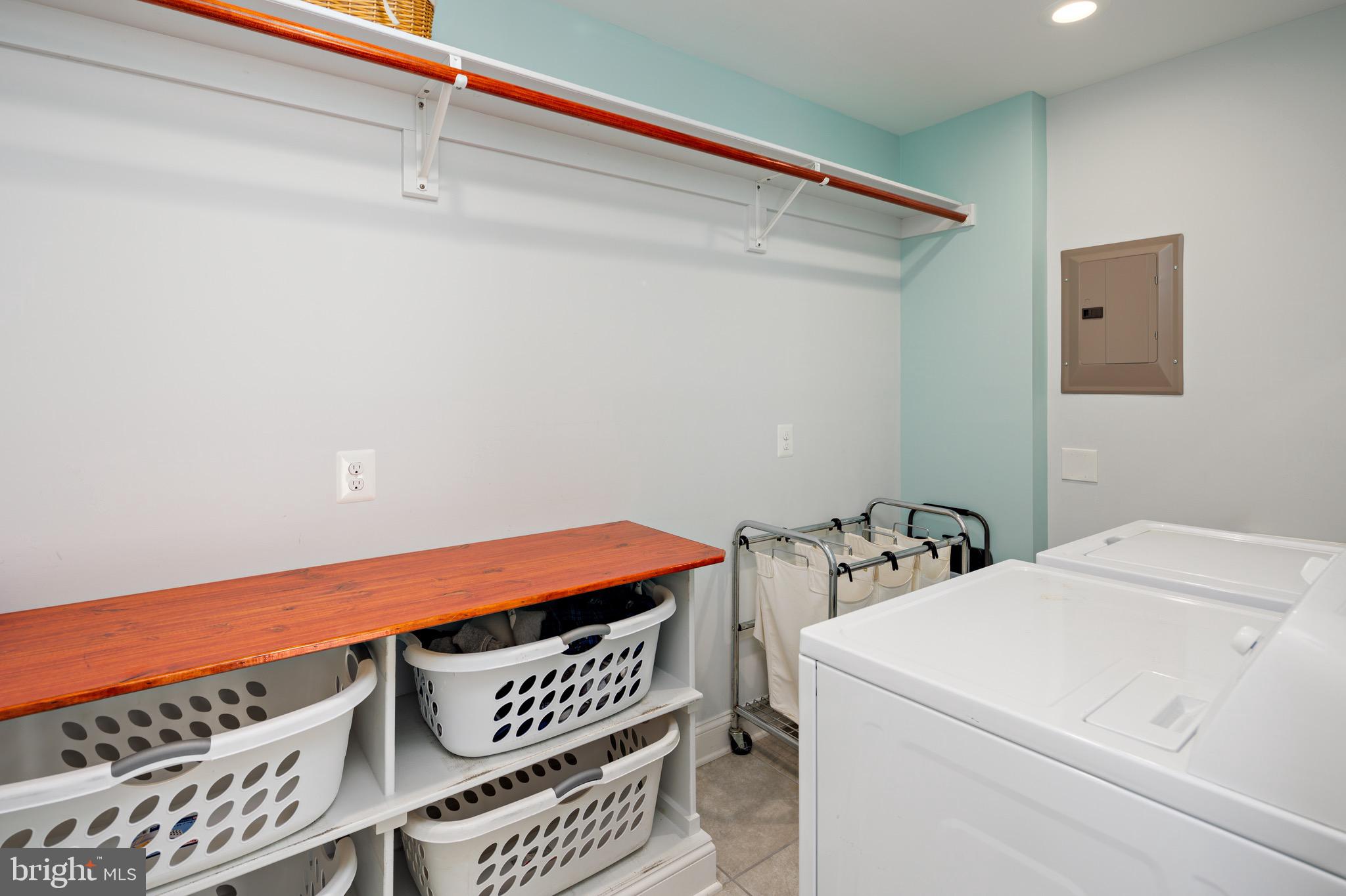 CHERRY GARDENS - Residential