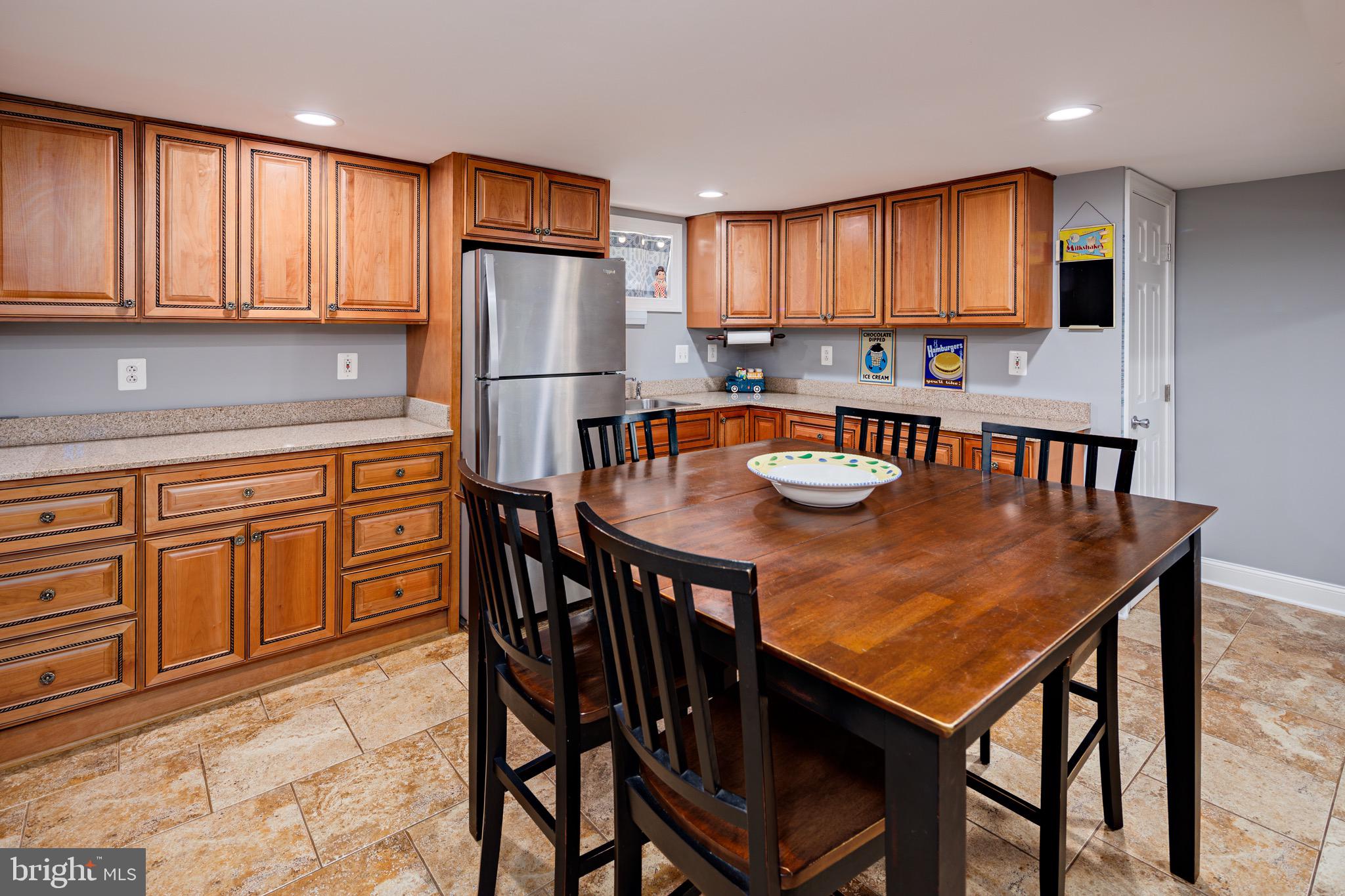 CHERRY GARDENS - Residential