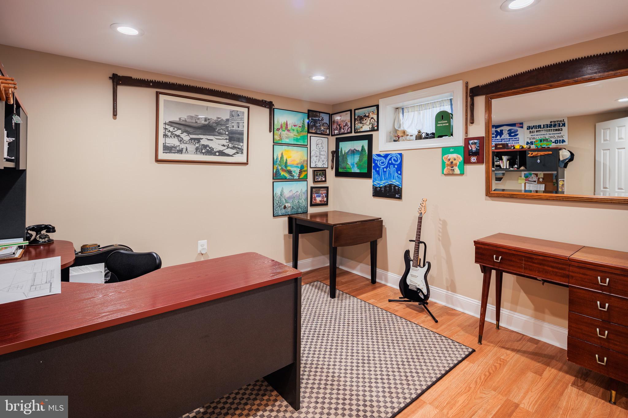 CHERRY GARDENS - Residential