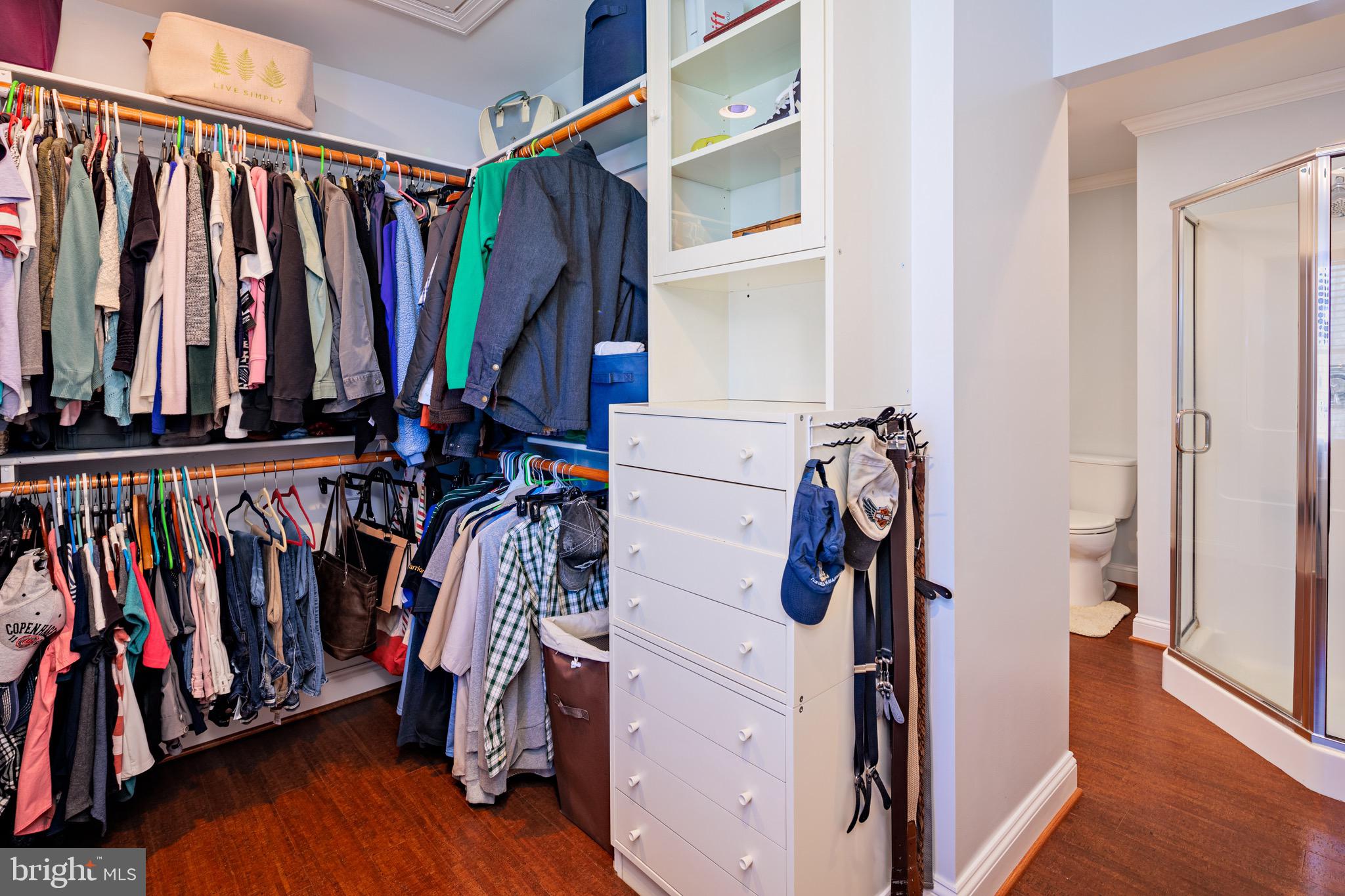 CHERRY GARDENS - Residential