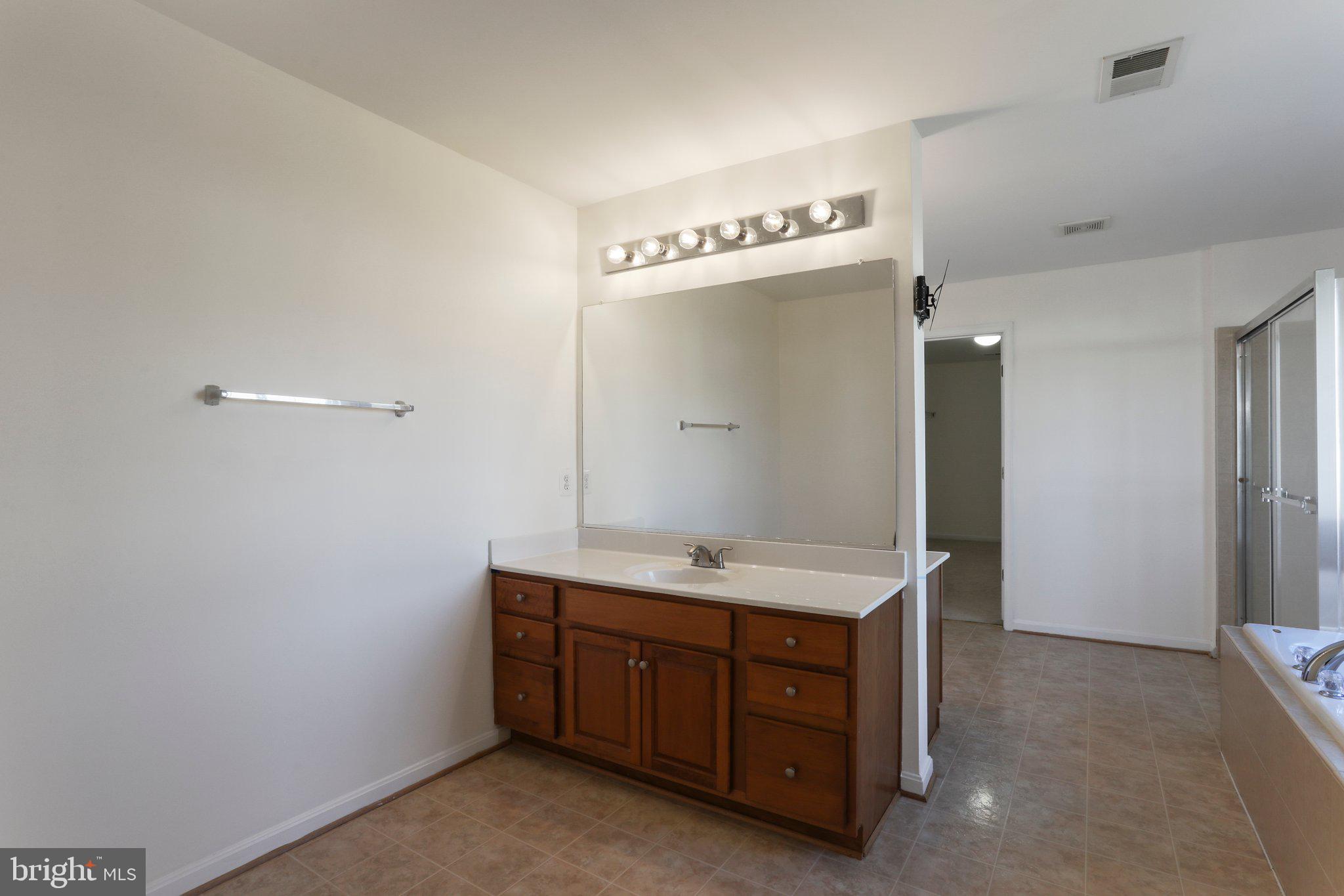 THE GALLERY - Residential