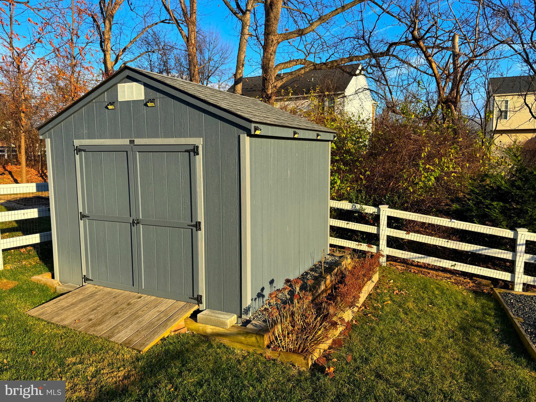 THE VILLAGES AT WELLINGTON - Residential