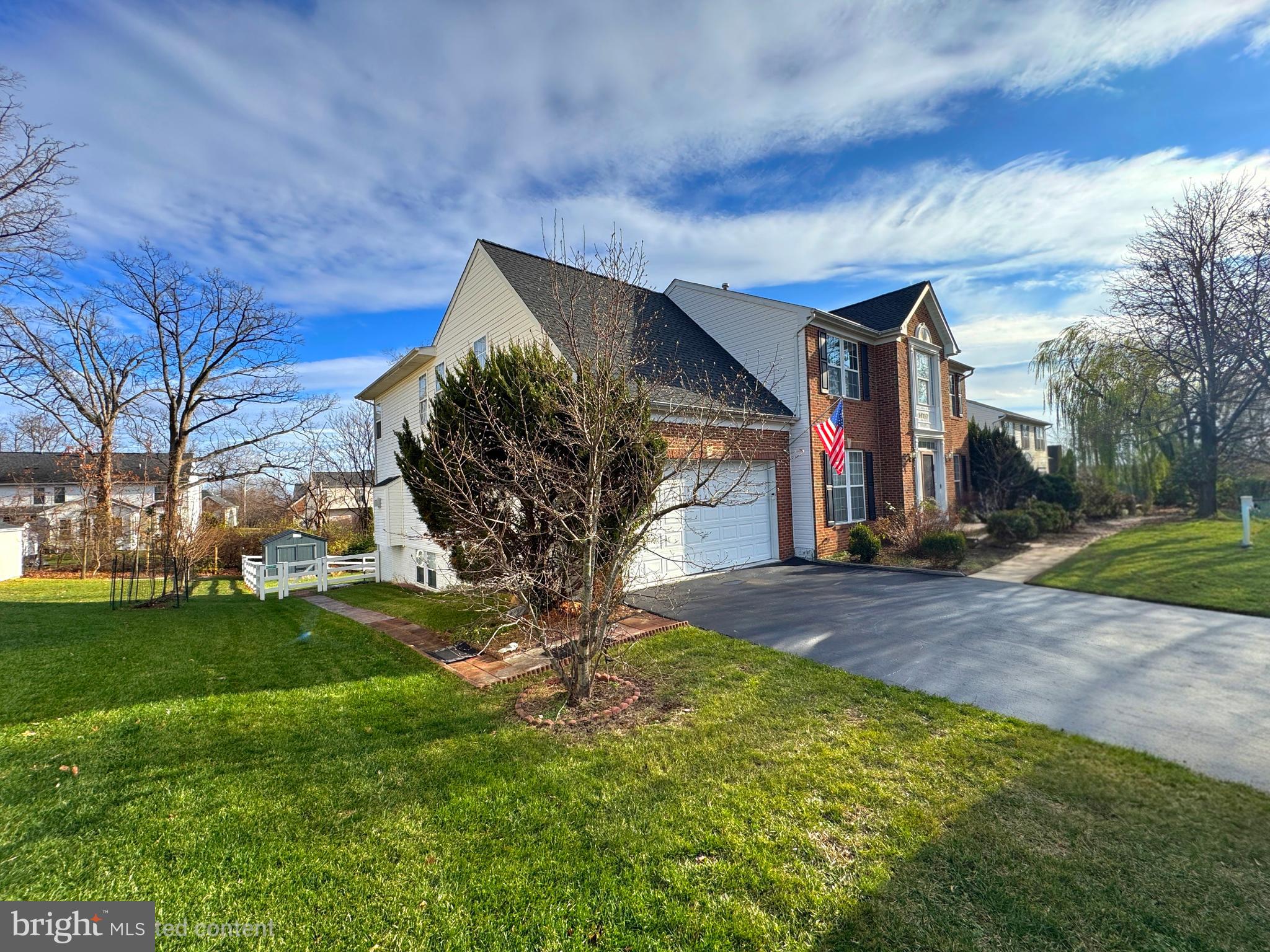 THE VILLAGES AT WELLINGTON - Residential