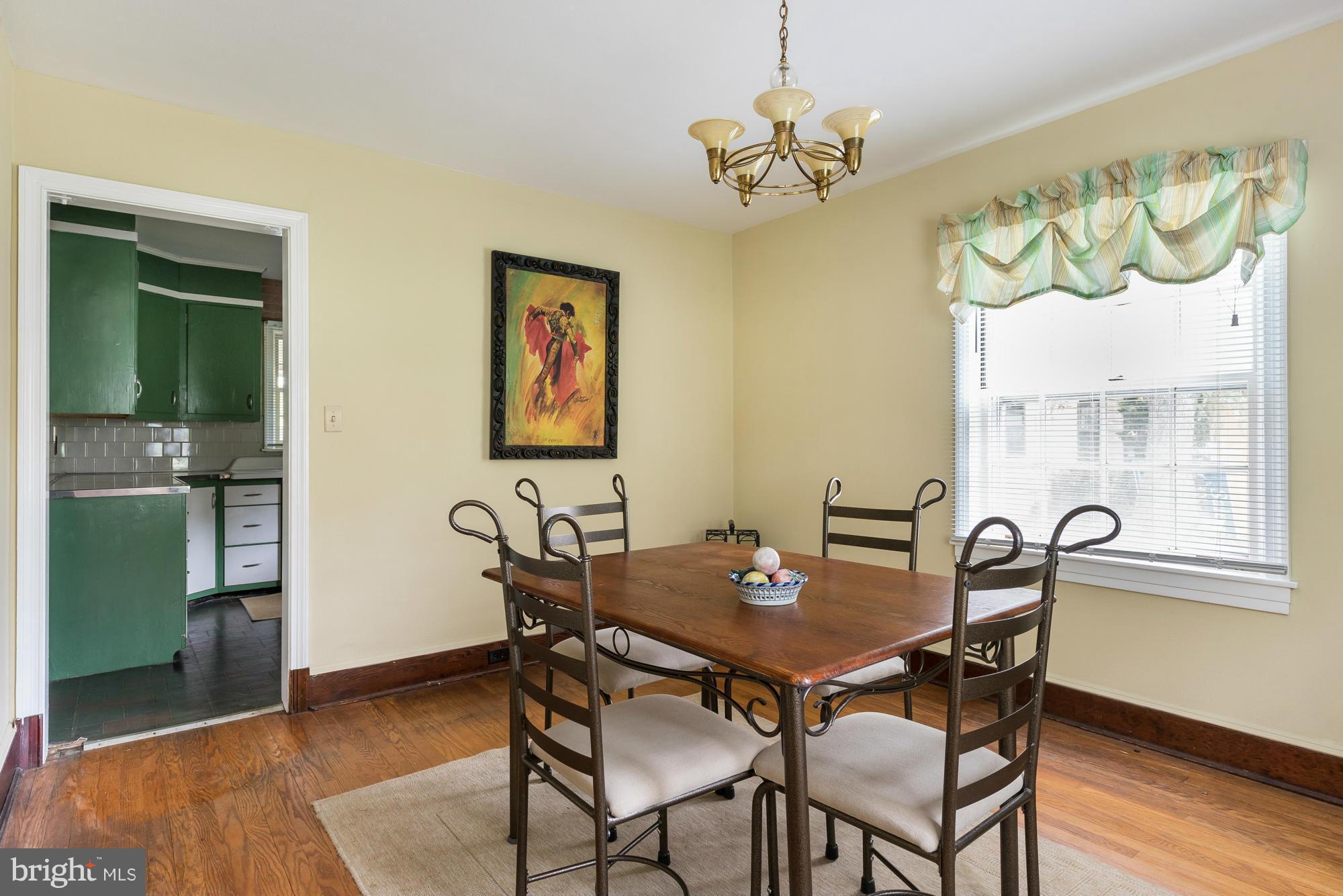 MURRAY HILL - Residential