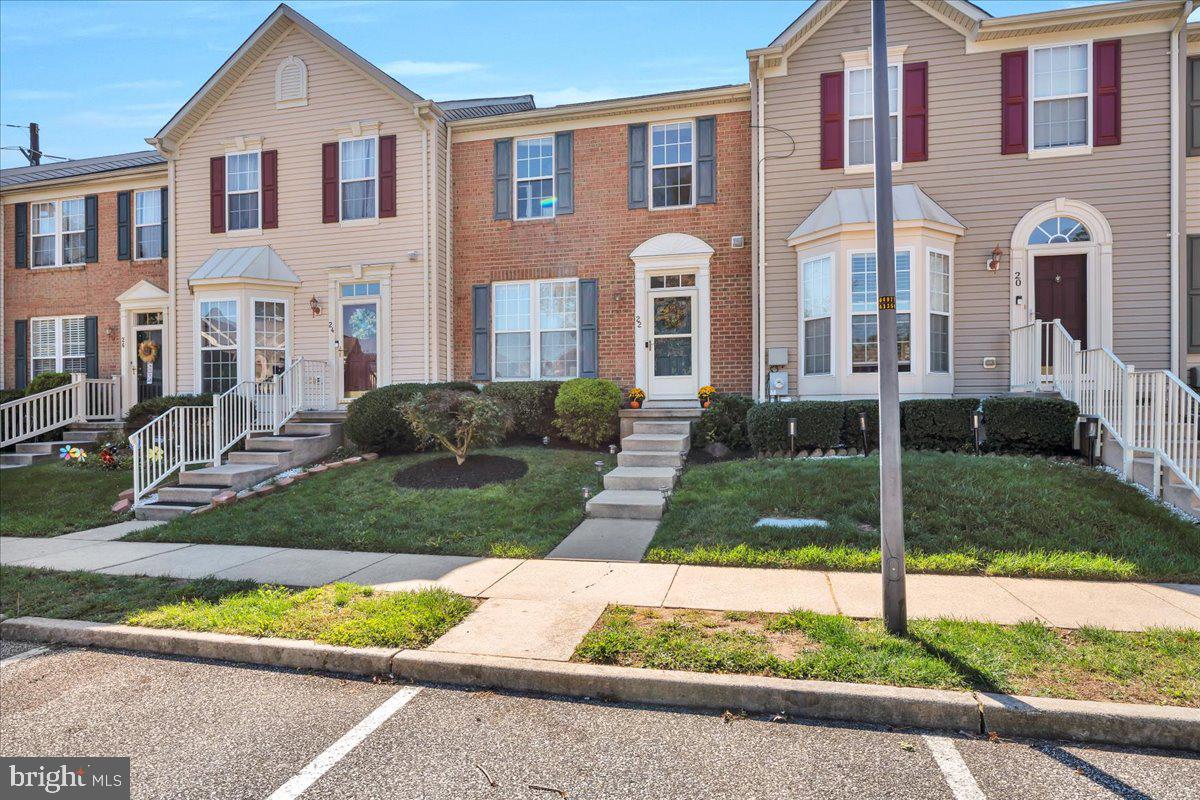 22 BRIDLE PATH COURT