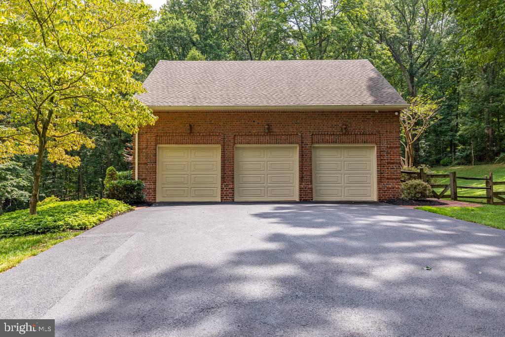 TUFTON FARMS - Residential