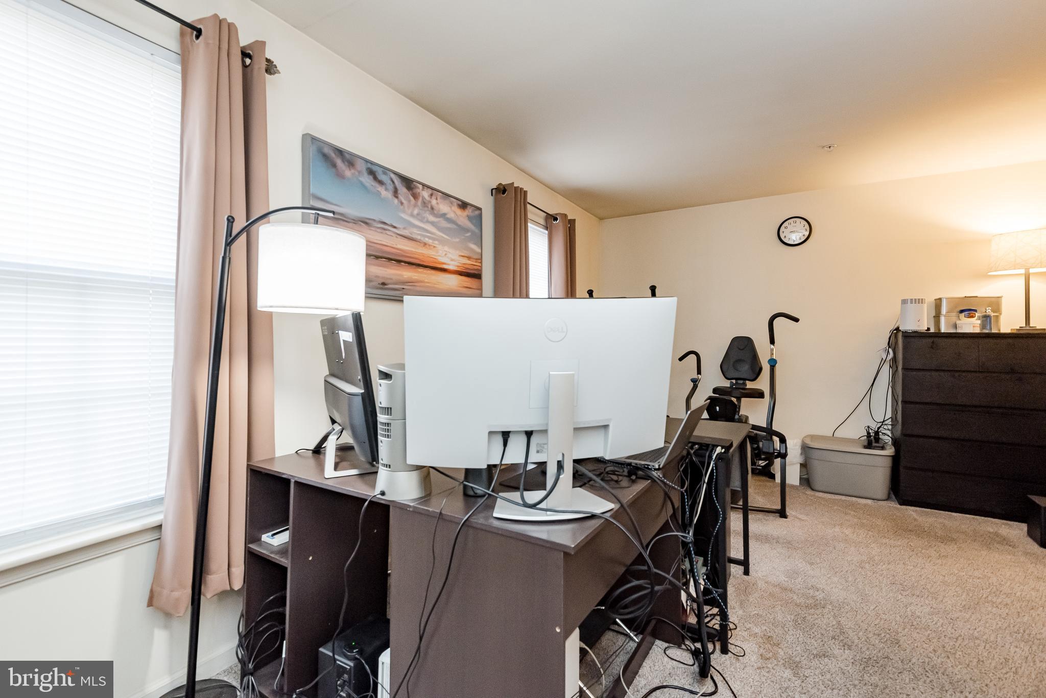 STONEHAVEN MEWS IN CROFTON VILLAGE - Residential