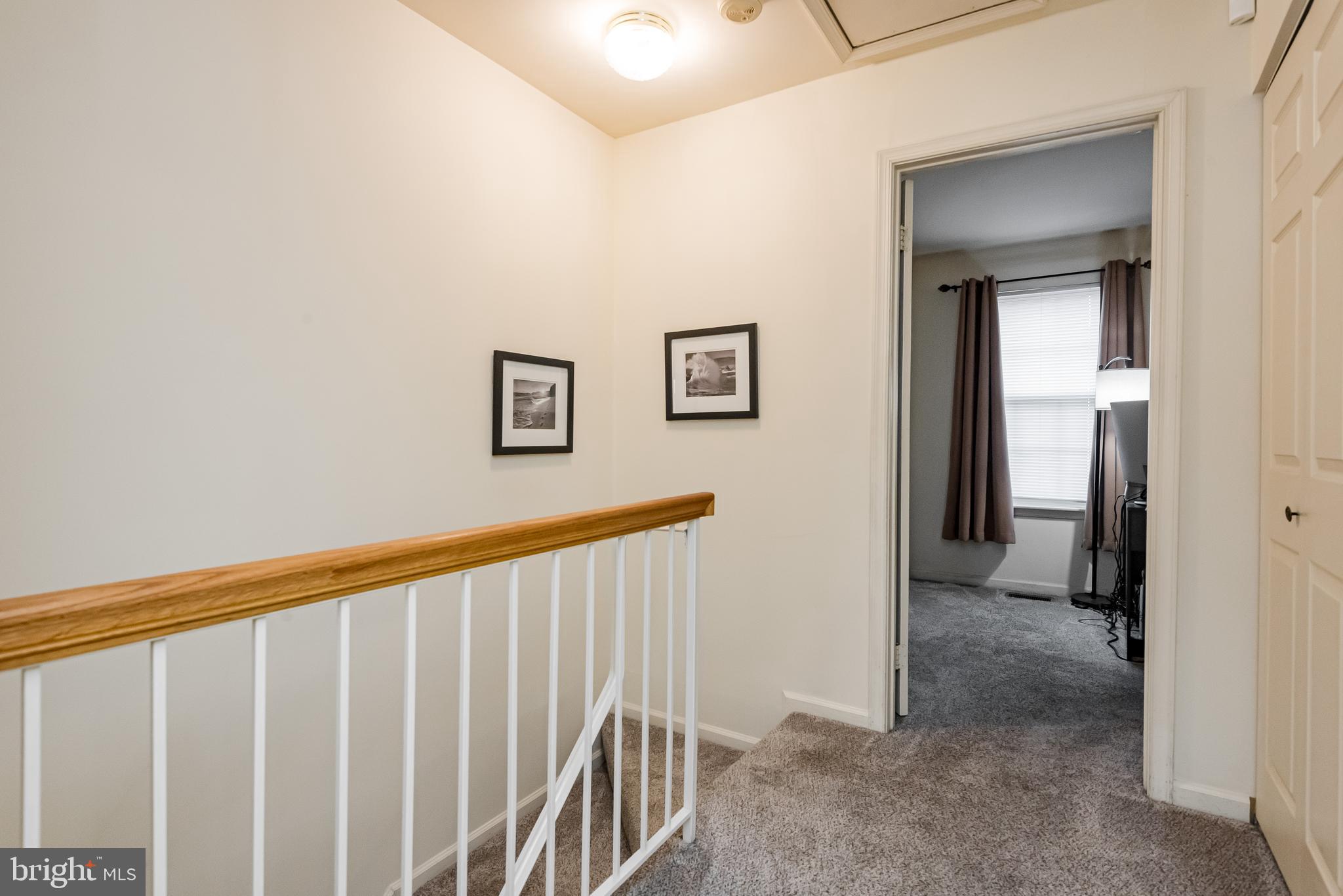 STONEHAVEN MEWS IN CROFTON VILLAGE - Residential