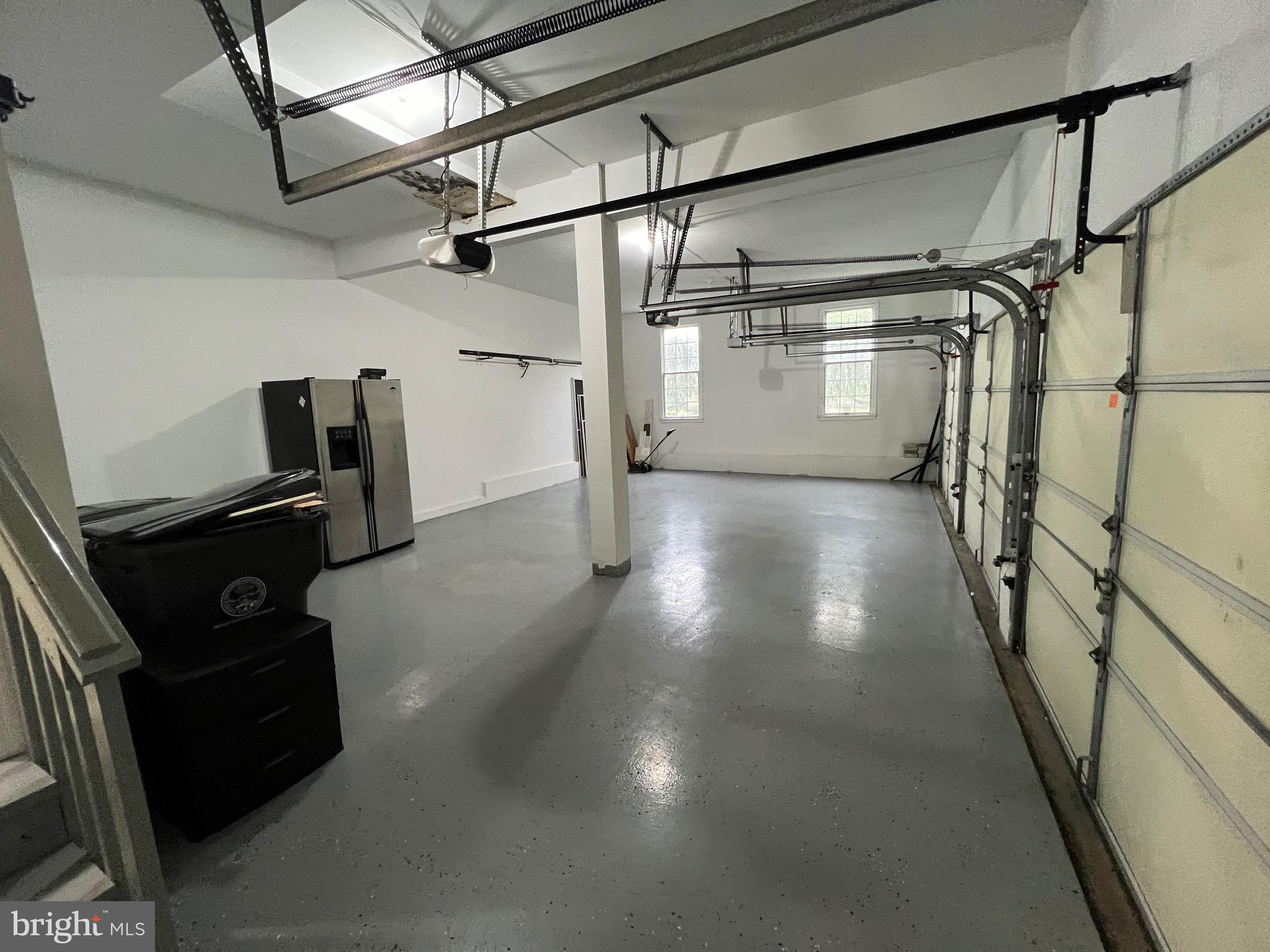 NORTHAMPTON HUNT - Residential