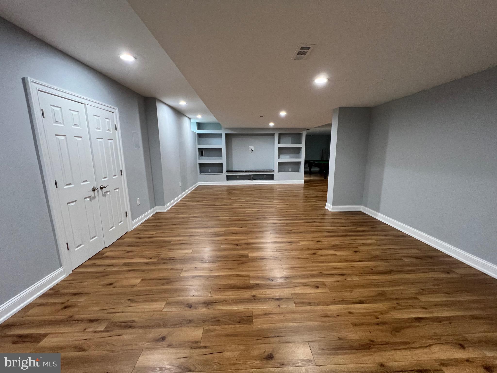 NORTHAMPTON HUNT - Residential