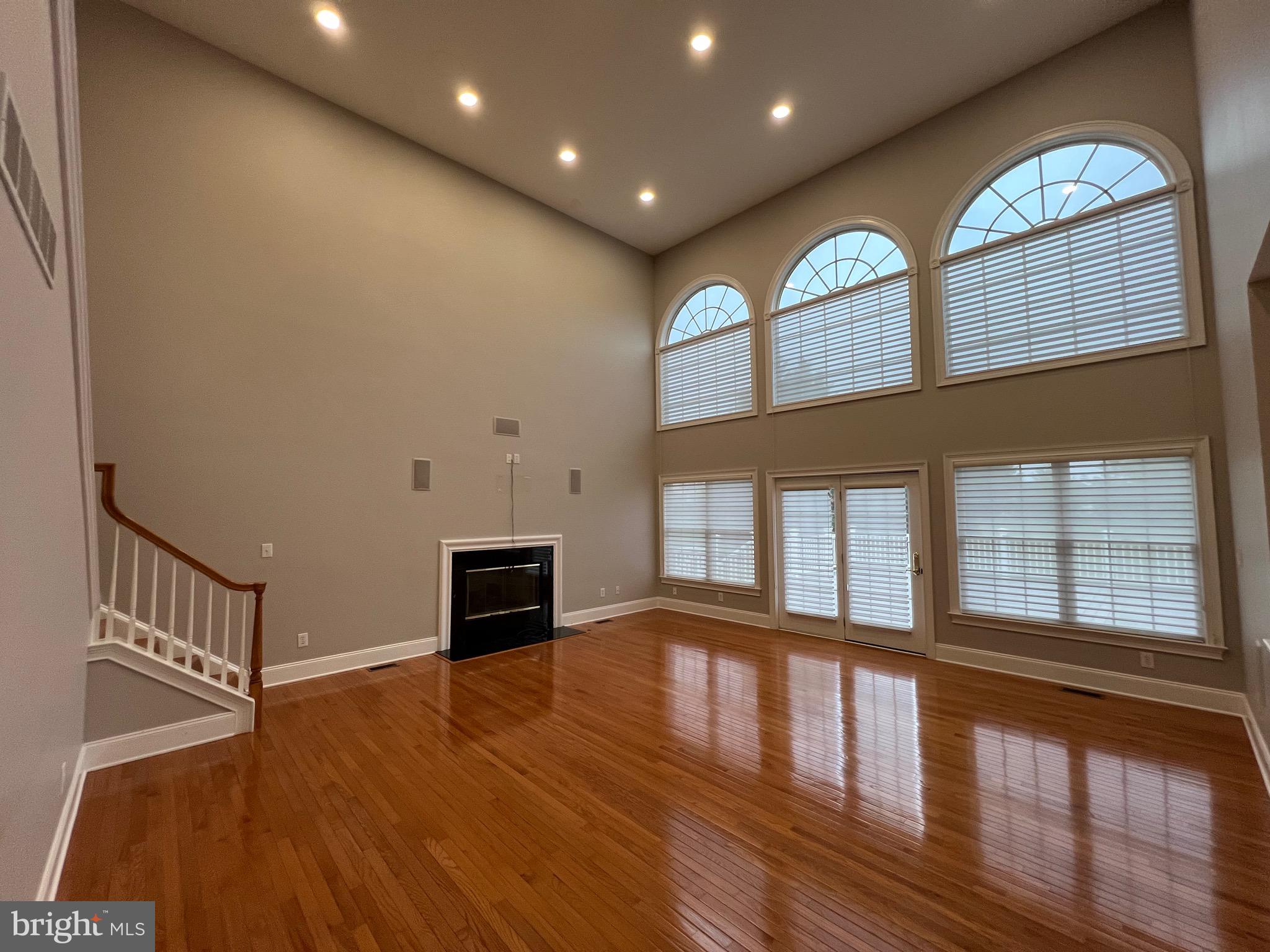 NORTHAMPTON HUNT - Residential