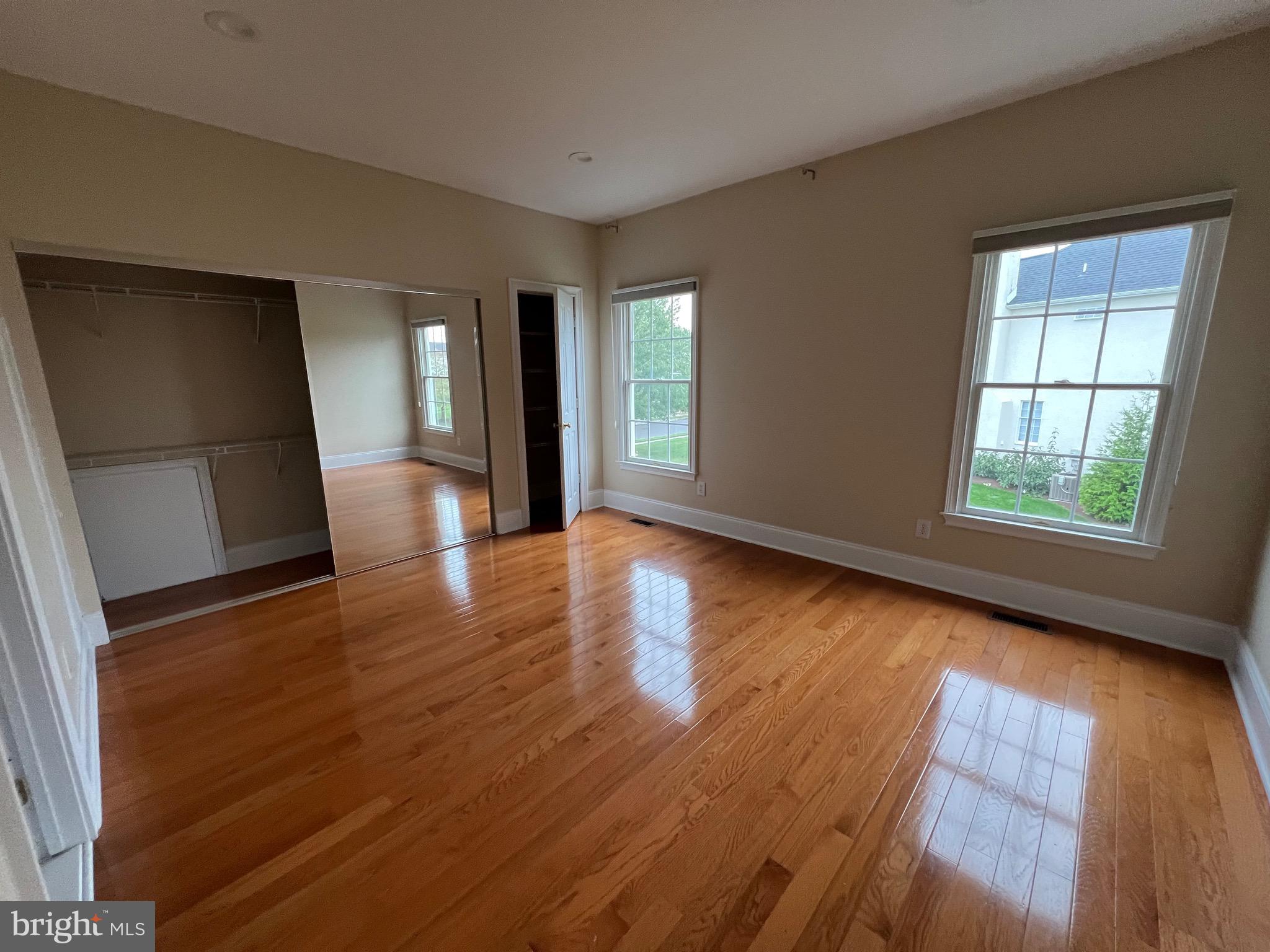 NORTHAMPTON HUNT - Residential