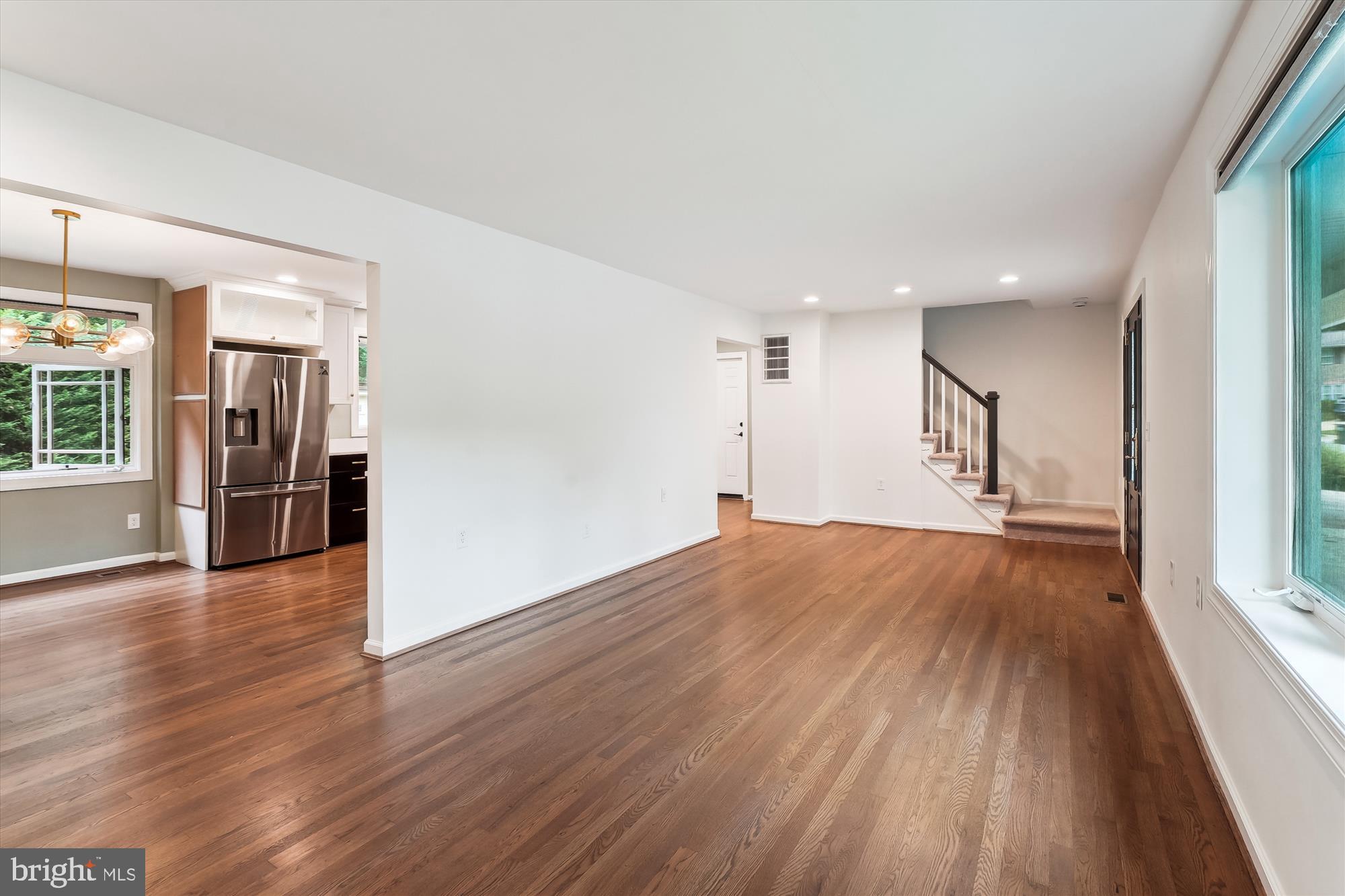 KINGS PARK WEST - Residential Lease