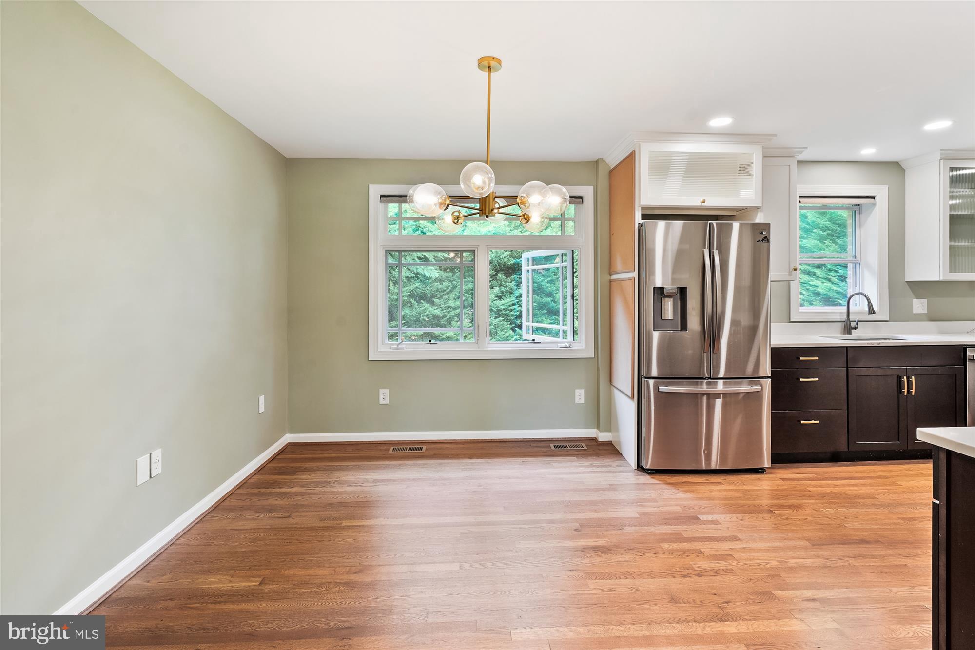 KINGS PARK WEST - Residential Lease