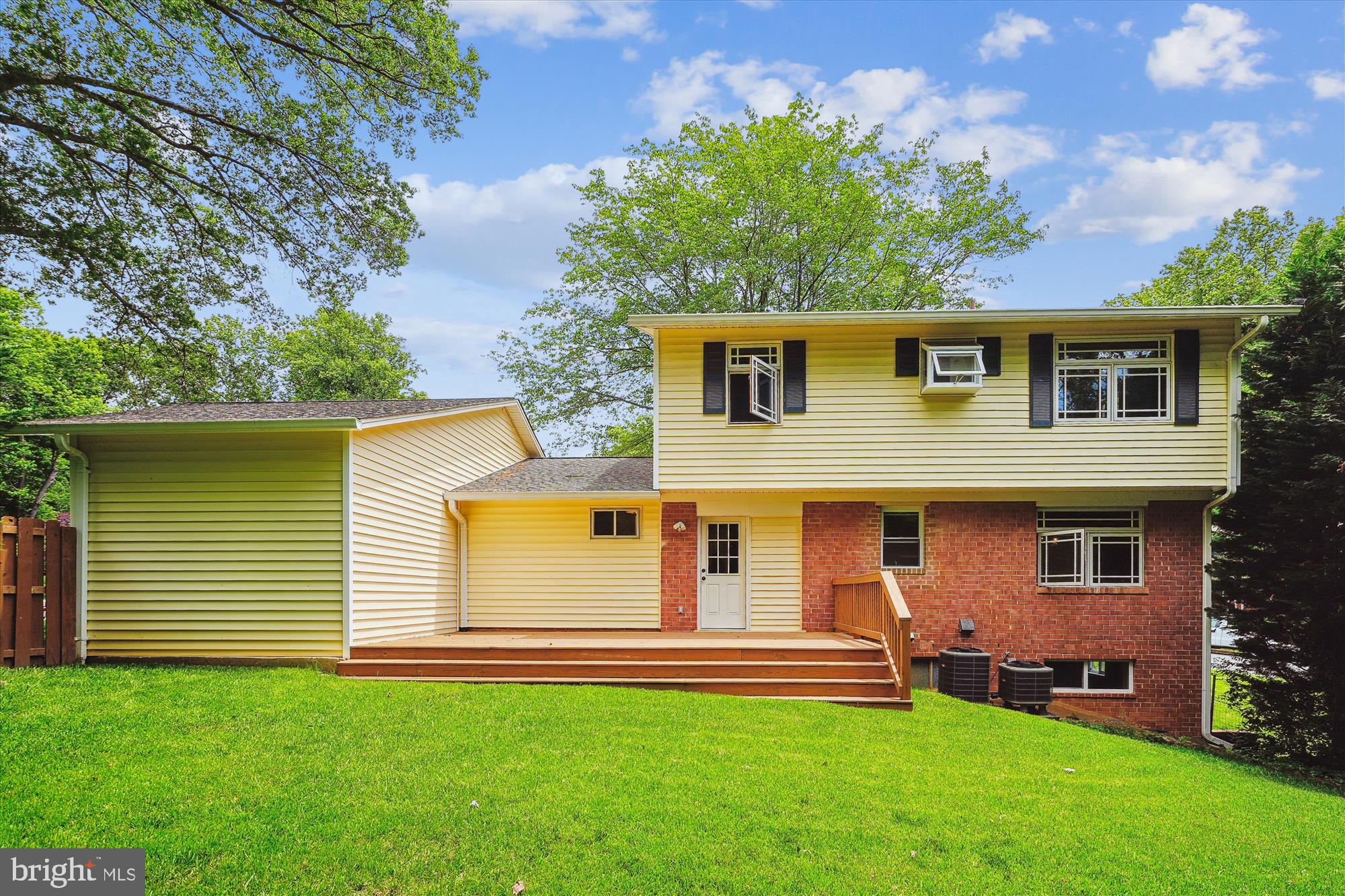 KINGS PARK WEST - Residential Lease