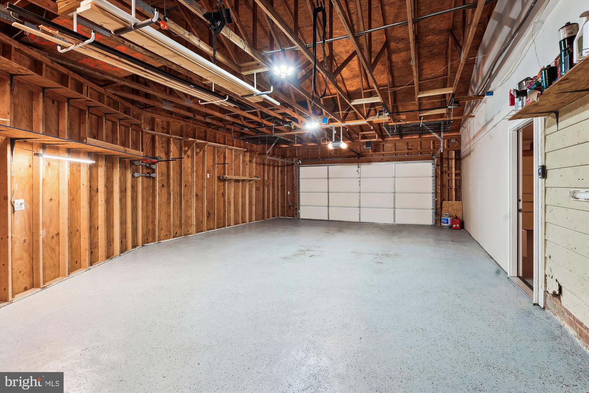 KINGS PARK WEST - Residential Lease