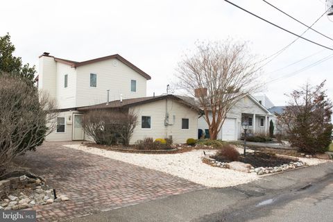 Homes For Sale - 6 Beach Drive<br/> TUCKERTON, NJ 08087