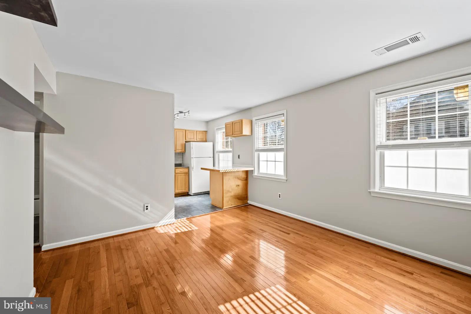 2001 FORT DAVIS STREET SE 102