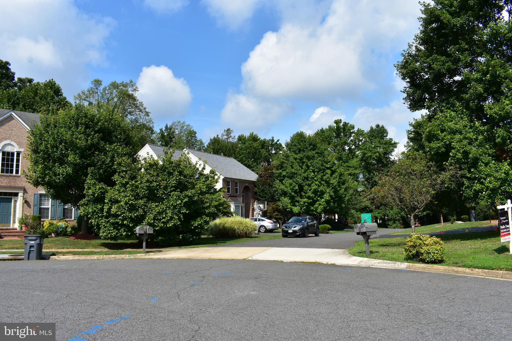 WOODLANDS OF FAIR LAKES - Residential