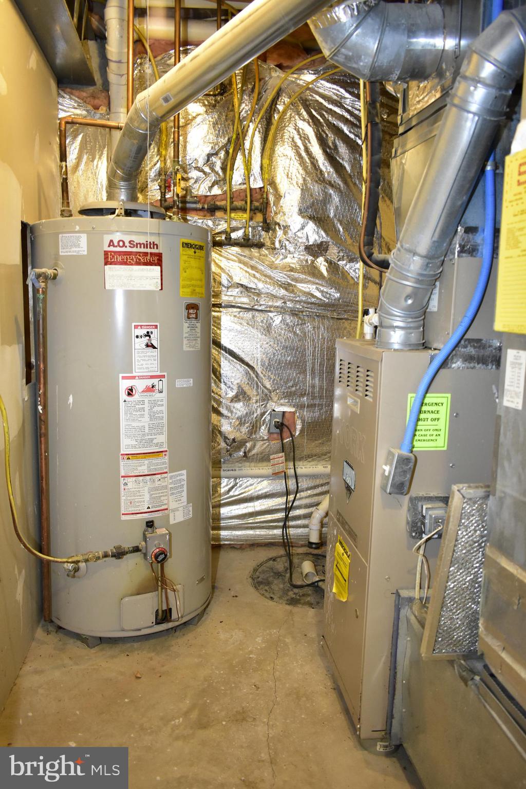 WOODLANDS OF FAIR LAKES - Residential