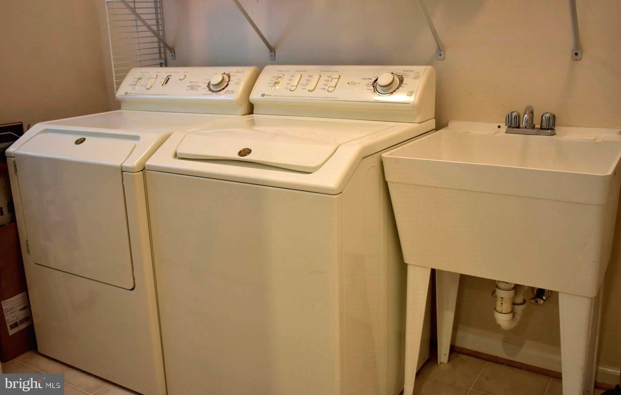 WOODLANDS OF FAIR LAKES - Residential