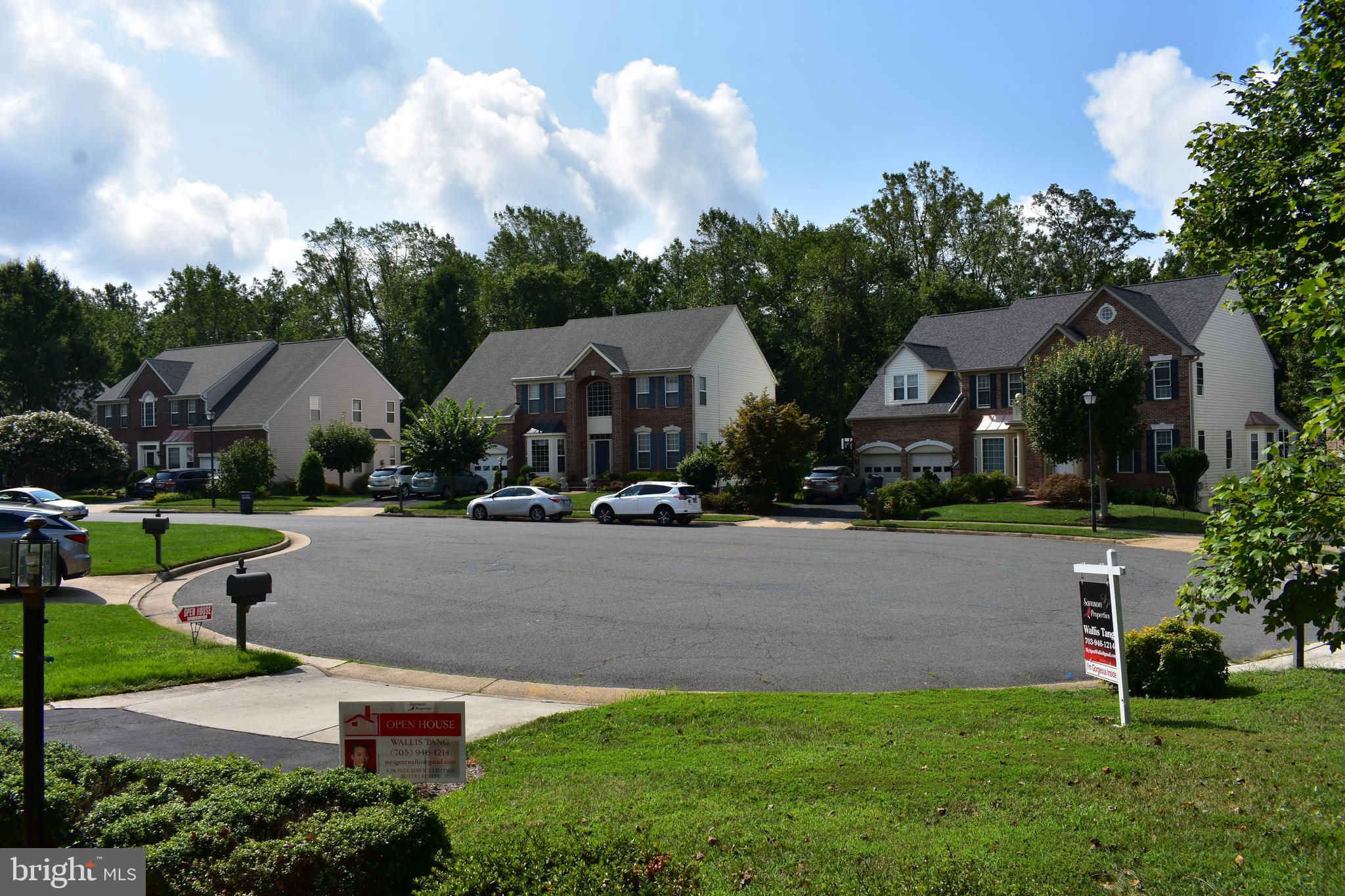 WOODLANDS OF FAIR LAKES - Residential