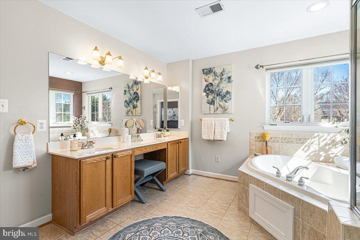 VILLAGES OF URBANA - Residential