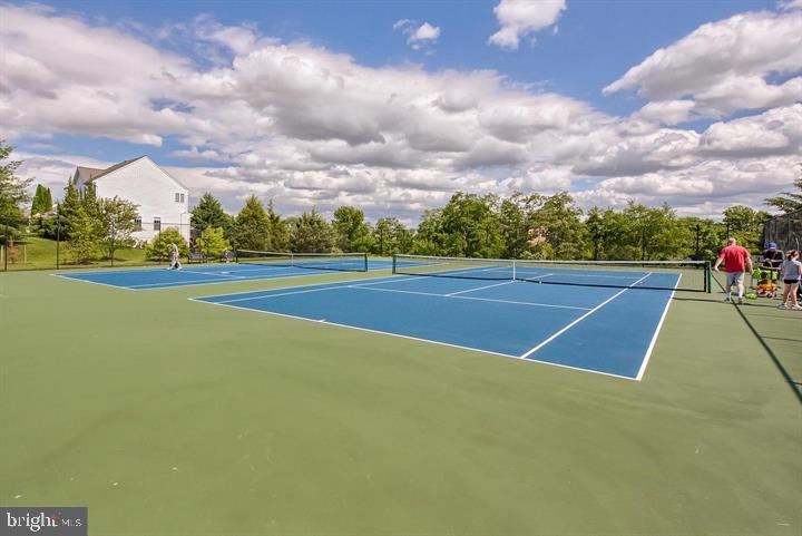 VILLAGES OF URBANA - Residential