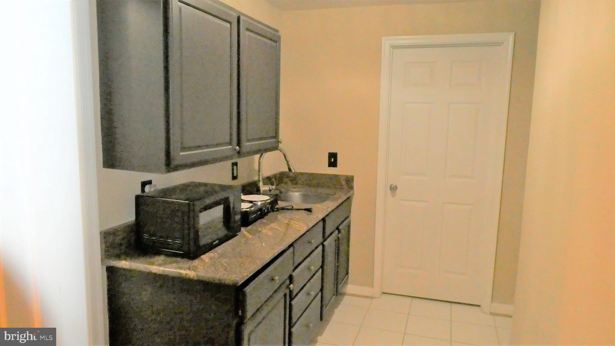 BRIDLEWOOD - Residential Lease