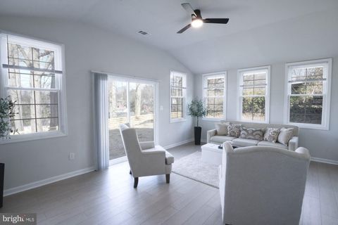 3308 BRADFORD STREET WOODBRIDGE VA 22193