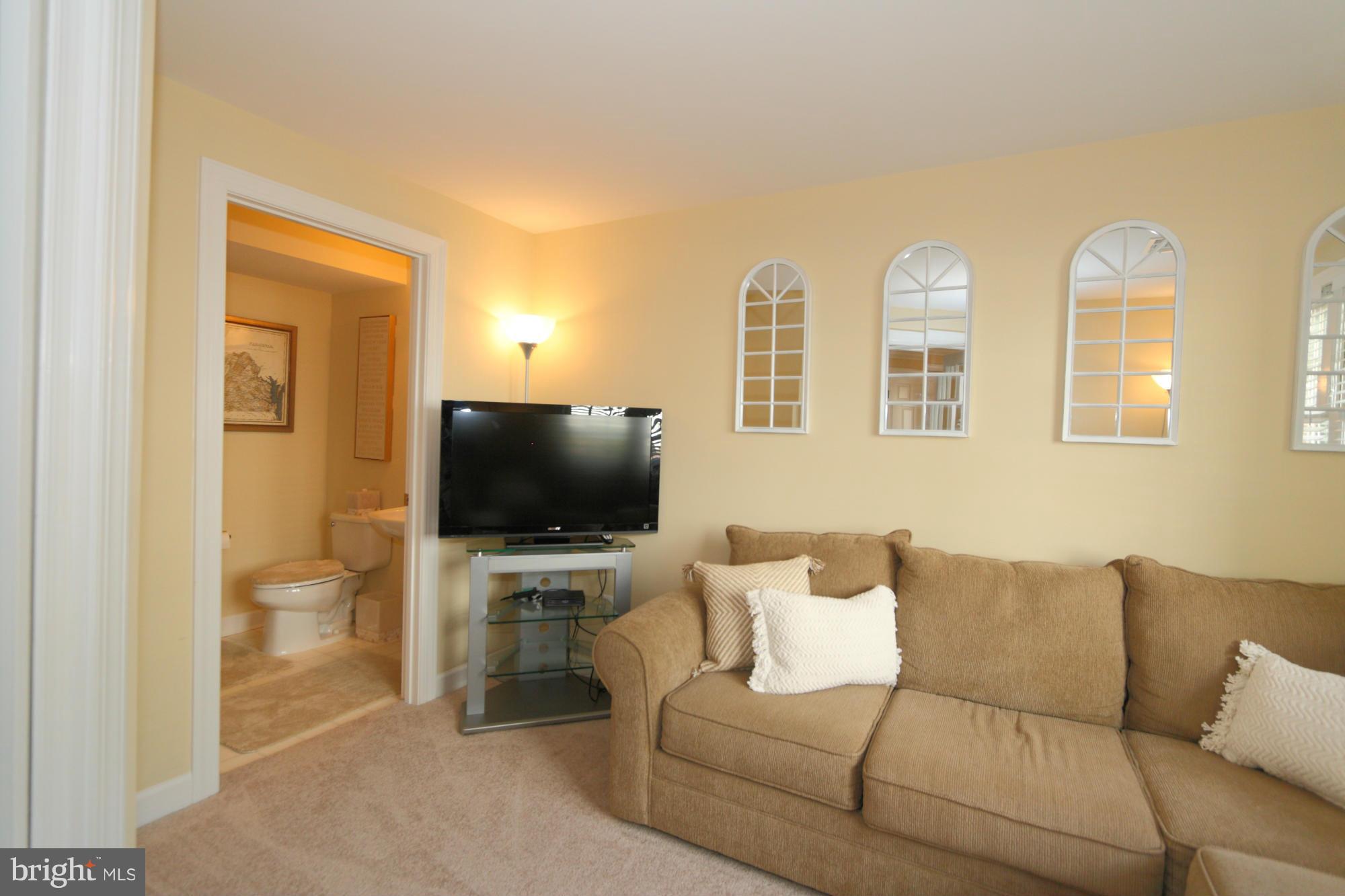 CARR AT CEDAR LAKES - Residential