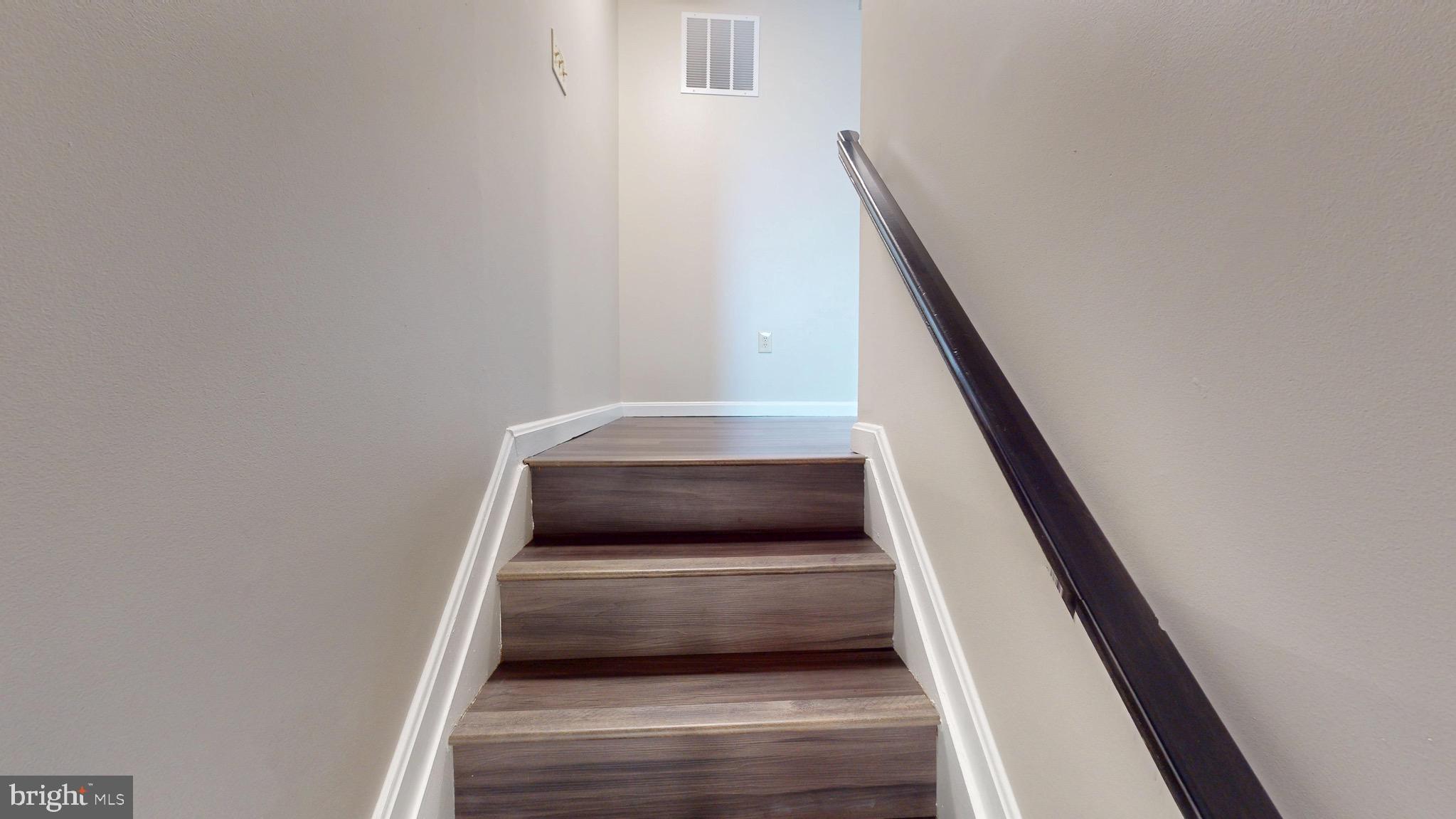 ST CHARLES SUB - HAMPSHIRE - Residential