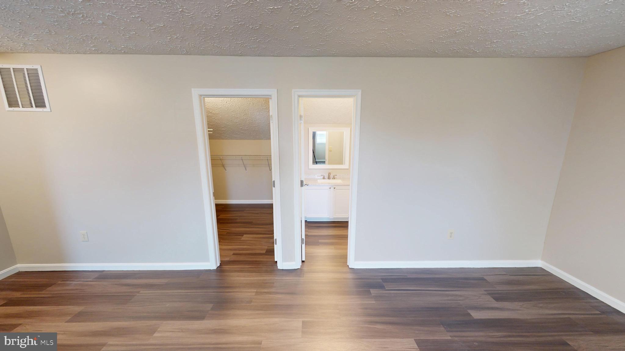 ST CHARLES SUB - HAMPSHIRE - Residential