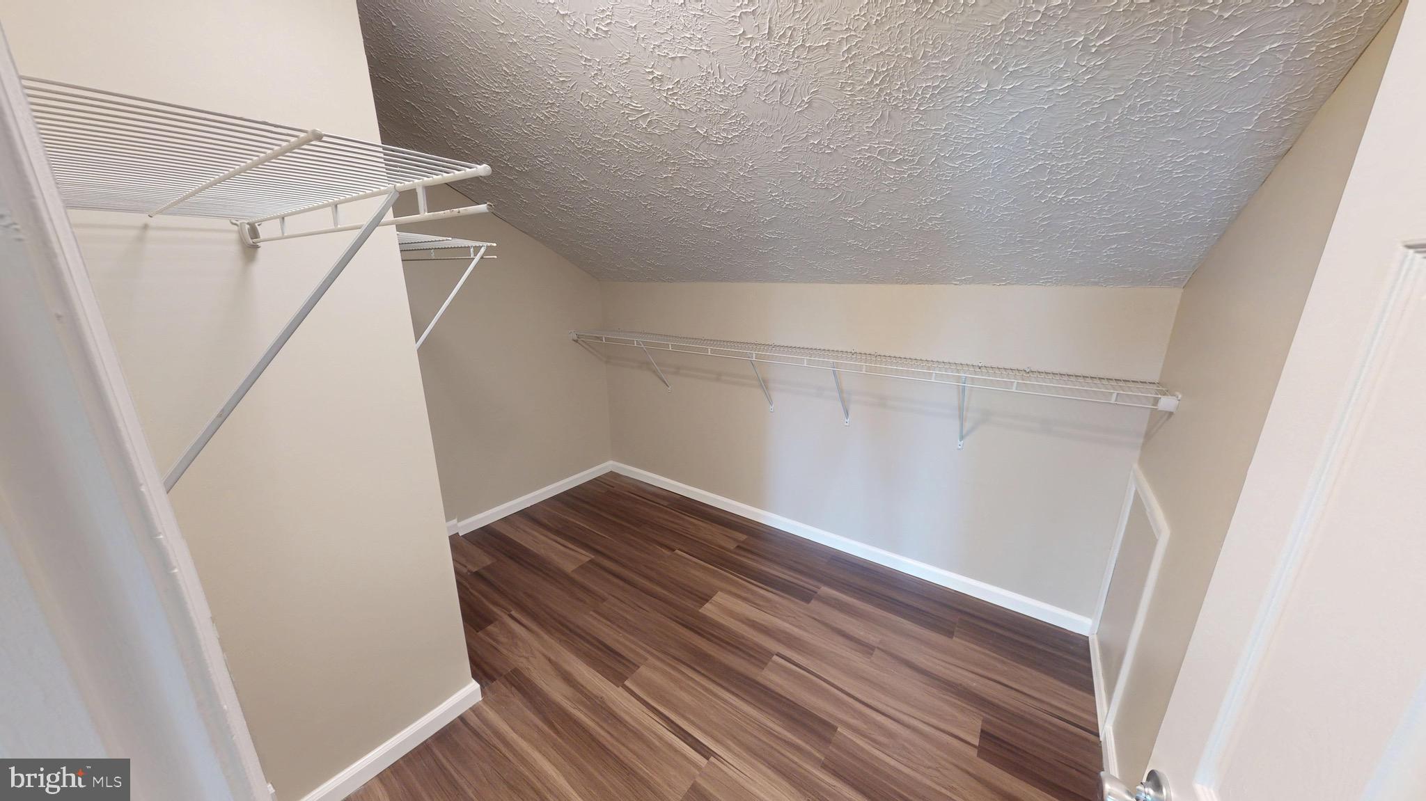 ST CHARLES SUB - HAMPSHIRE - Residential